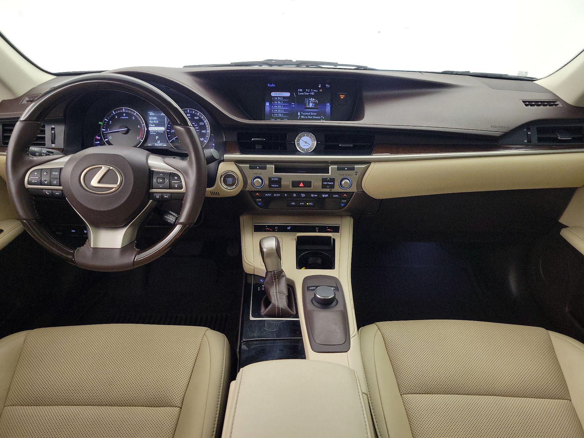 Thumbnail: 2018 Lexus ES - 9