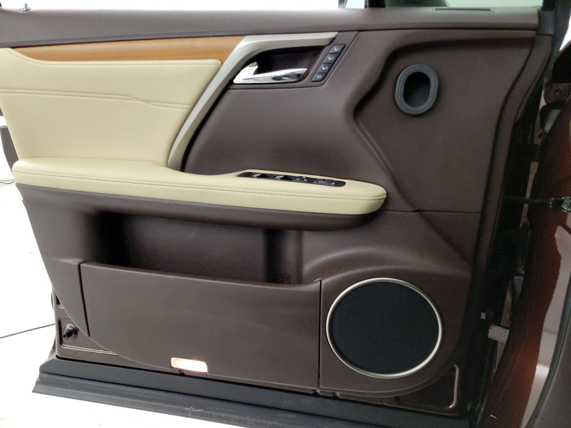 Thumbnail: 2018 Lexus RX - 12