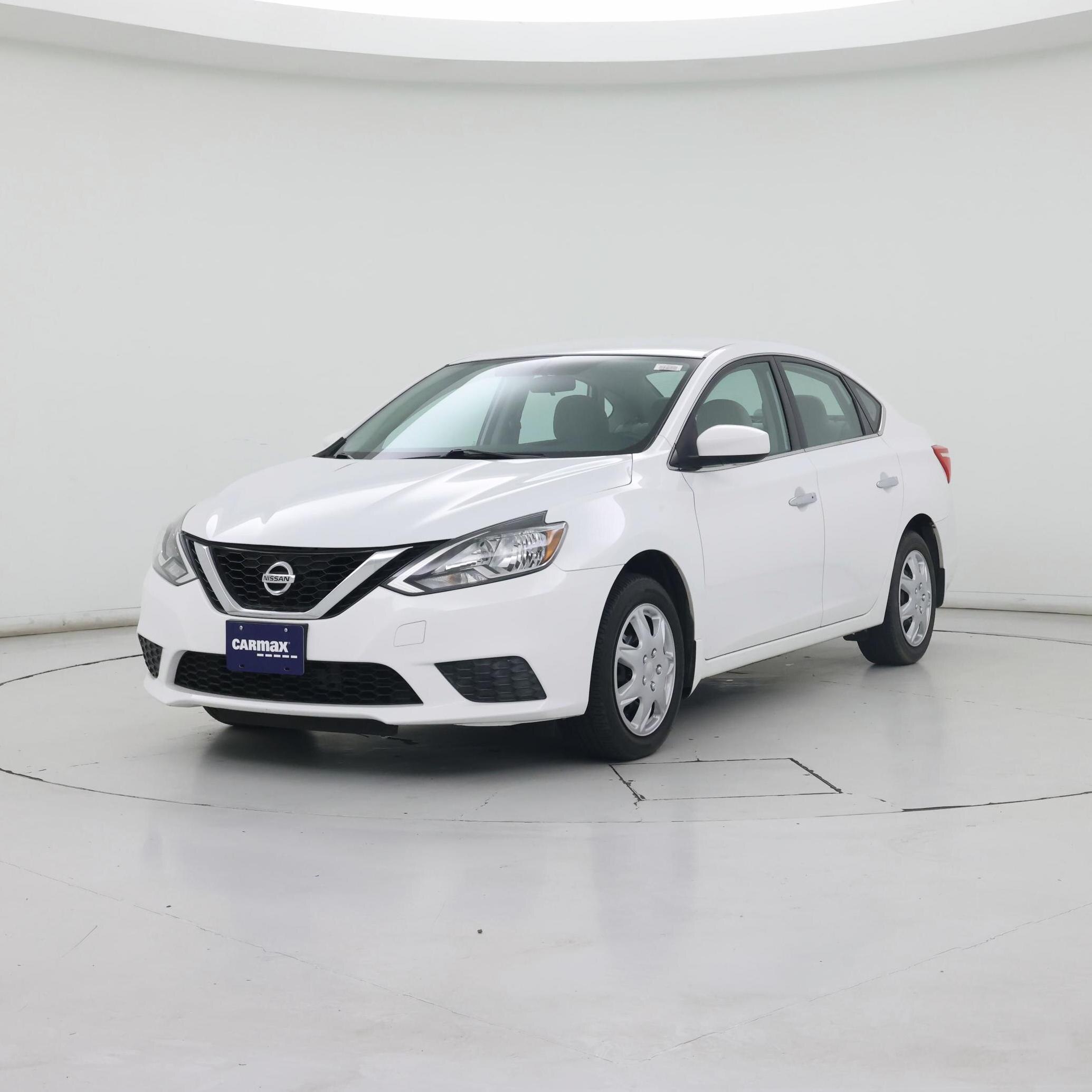 Thumbnail: 2016 Nissan Sentra - 4
