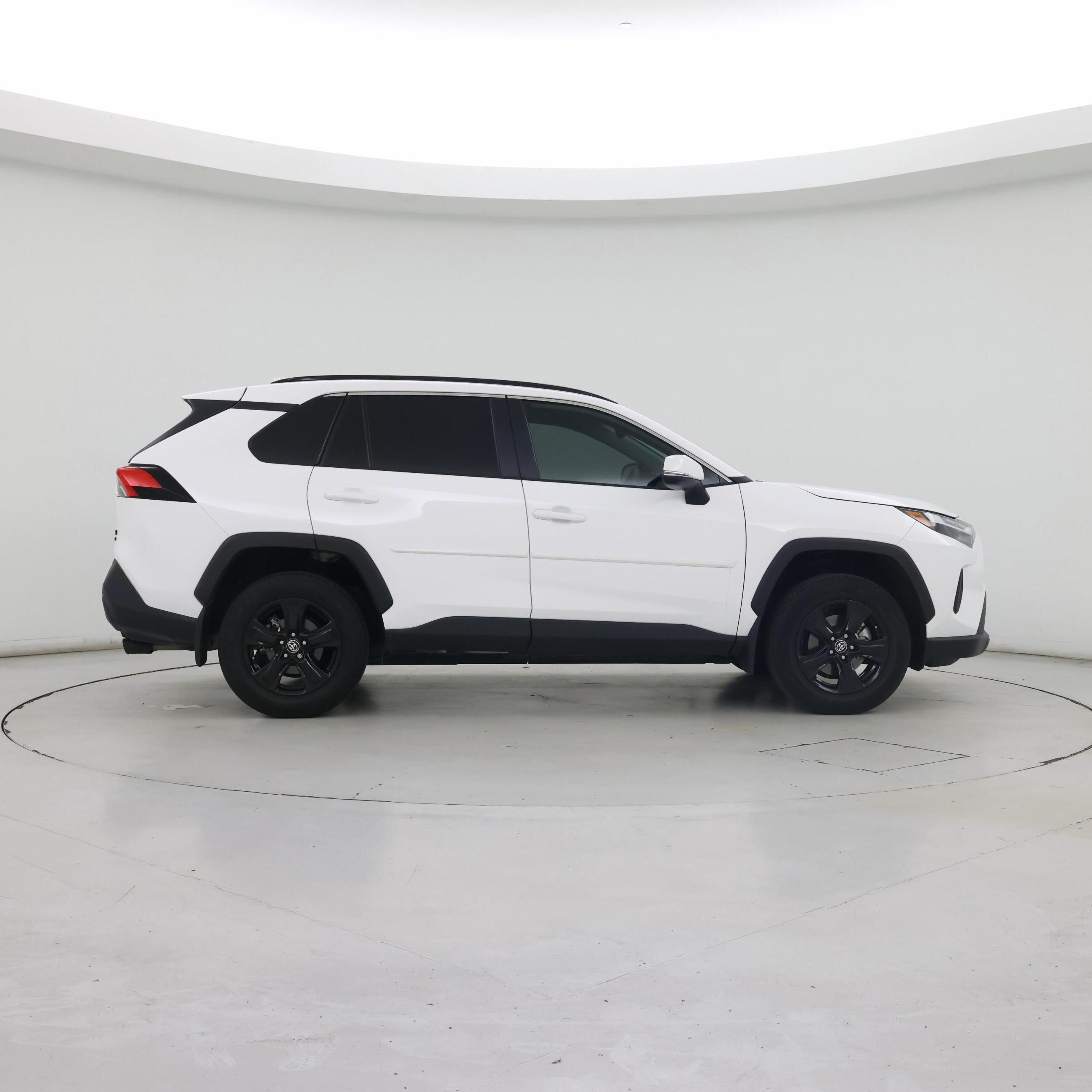 Thumbnail: 2024 Toyota RAV4 - 7