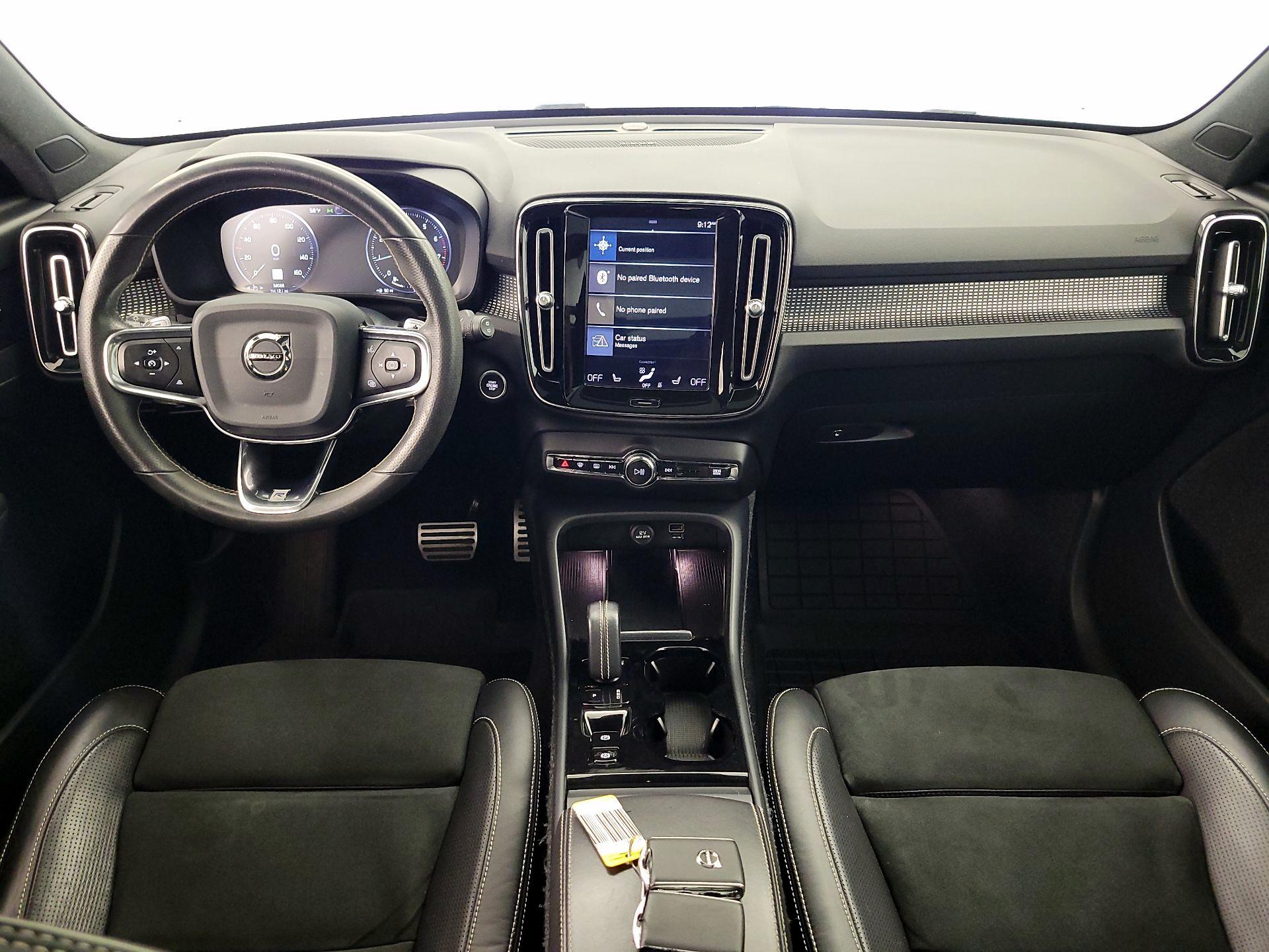 Thumbnail: 2020 Volvo XC40 - 9