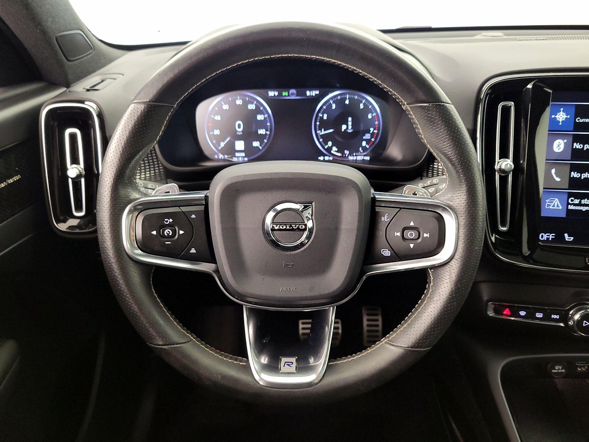 Thumbnail: 2020 Volvo XC40 - 10