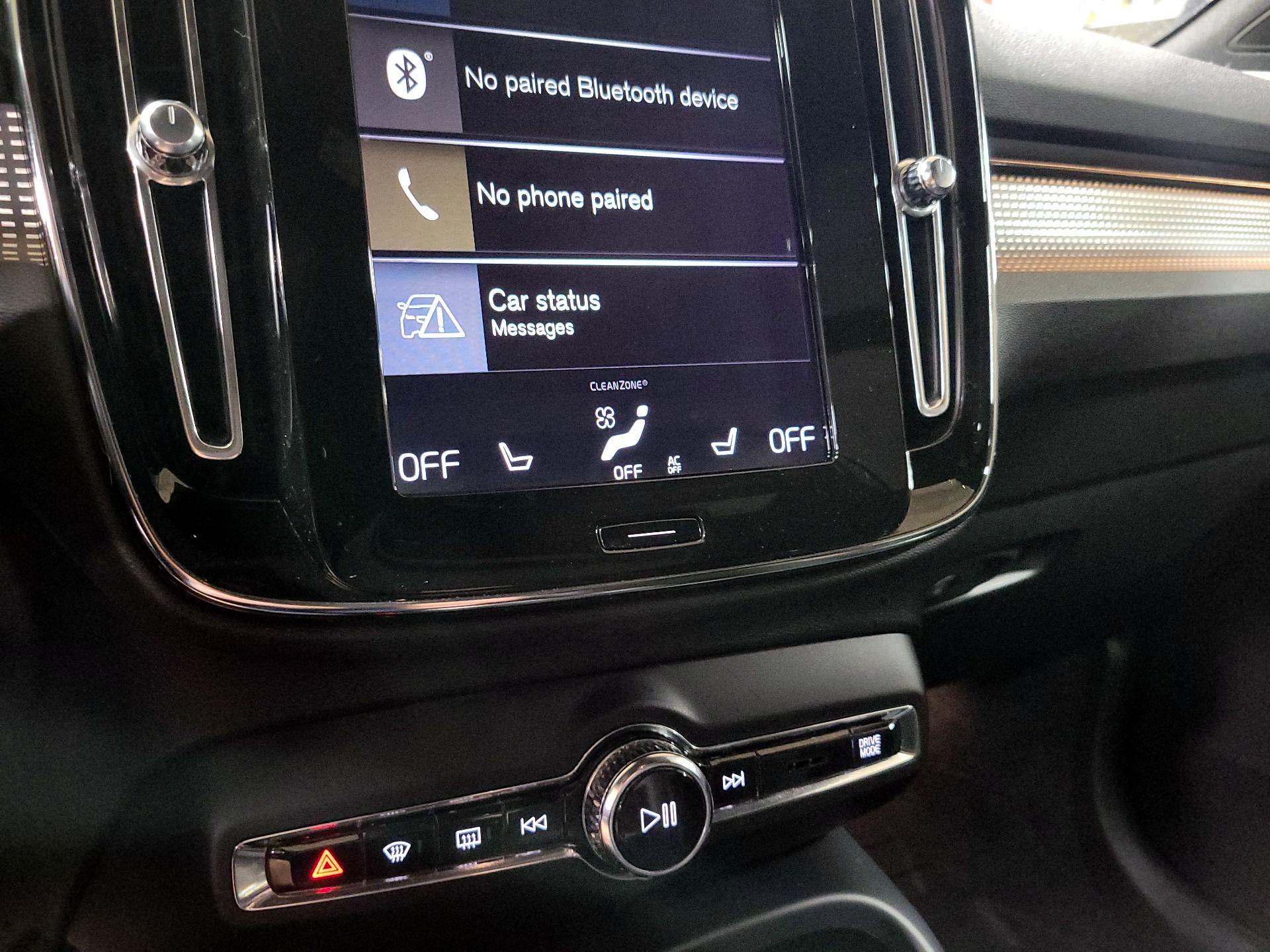 Thumbnail: 2020 Volvo XC40 - 16