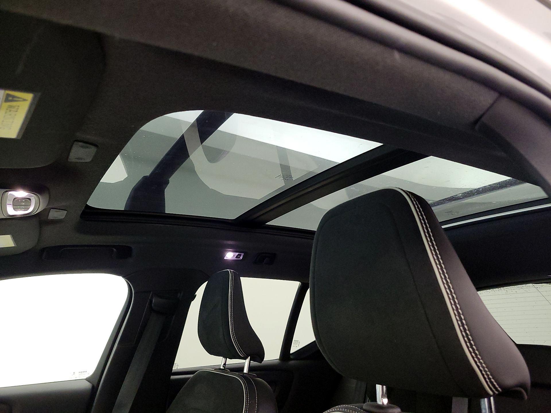 Thumbnail: 2020 Volvo XC40 - 19