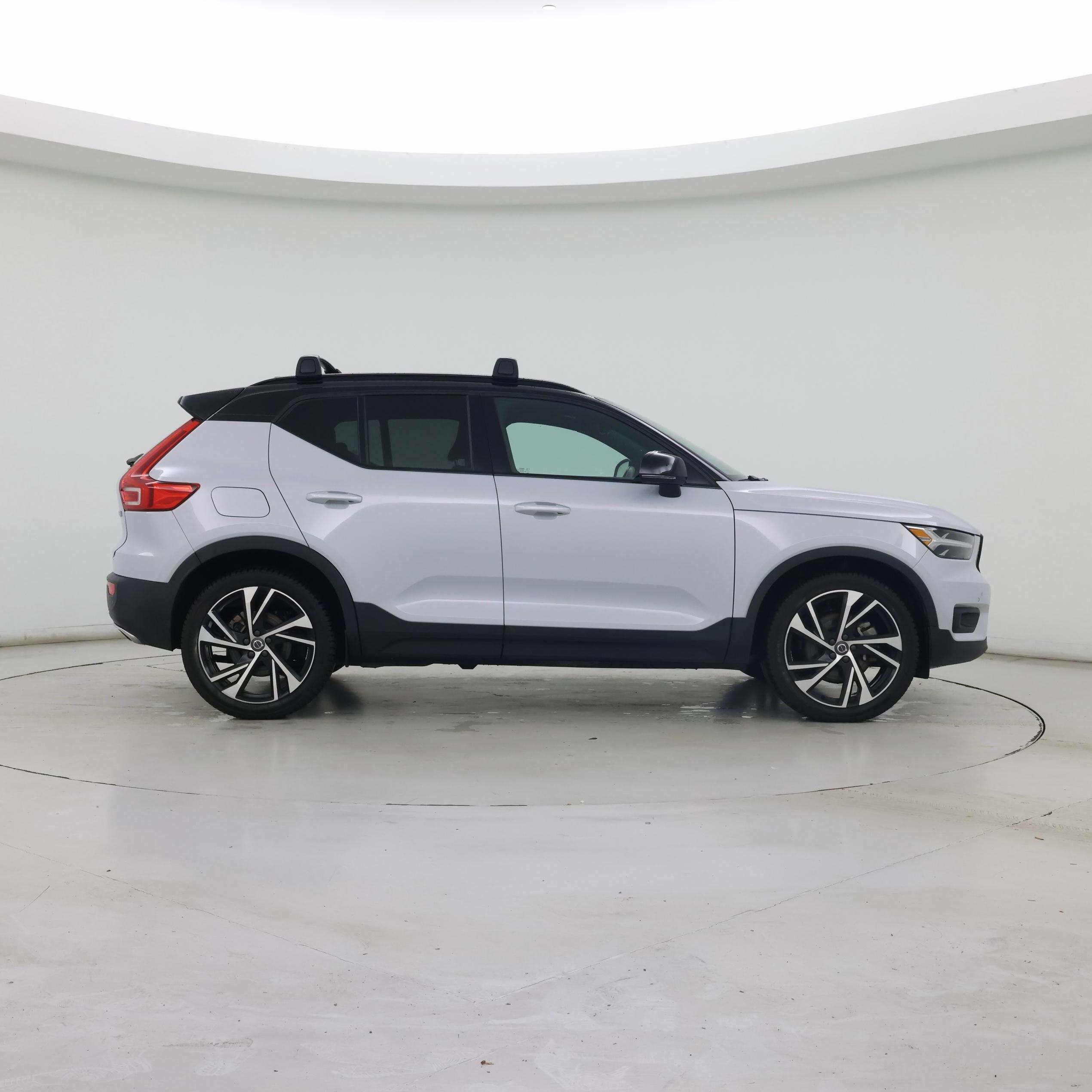 Thumbnail: 2020 Volvo XC40 - 7