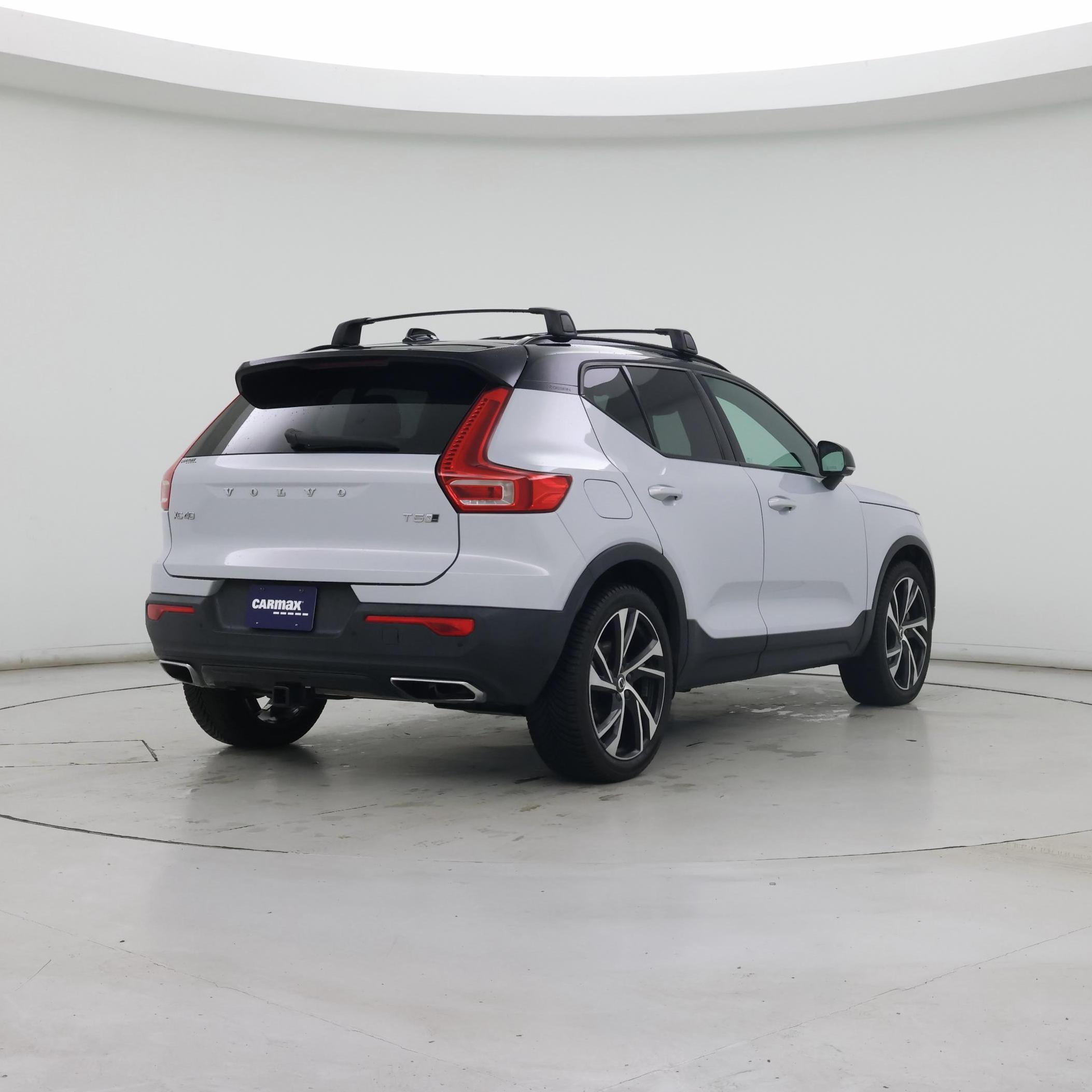 Thumbnail: 2020 Volvo XC40 - 8