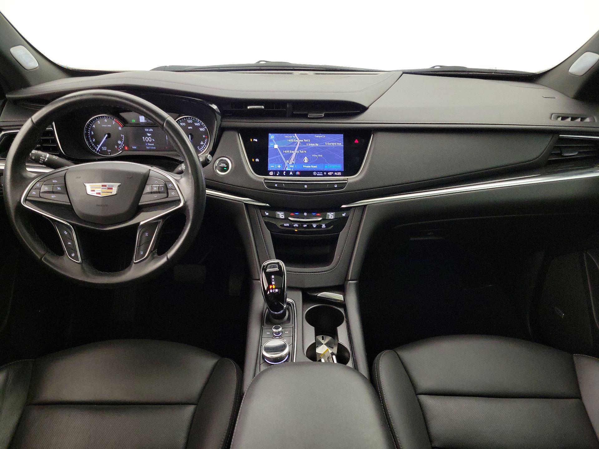 Thumbnail: 2021 Cadillac XT5 - 9