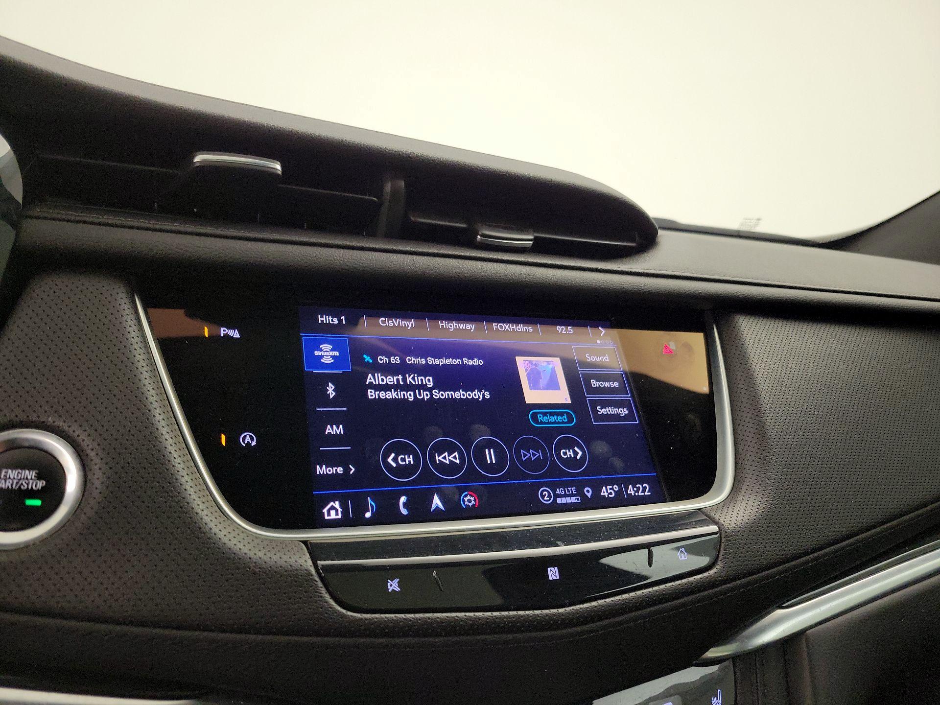 Thumbnail: 2021 Cadillac XT5 - 16