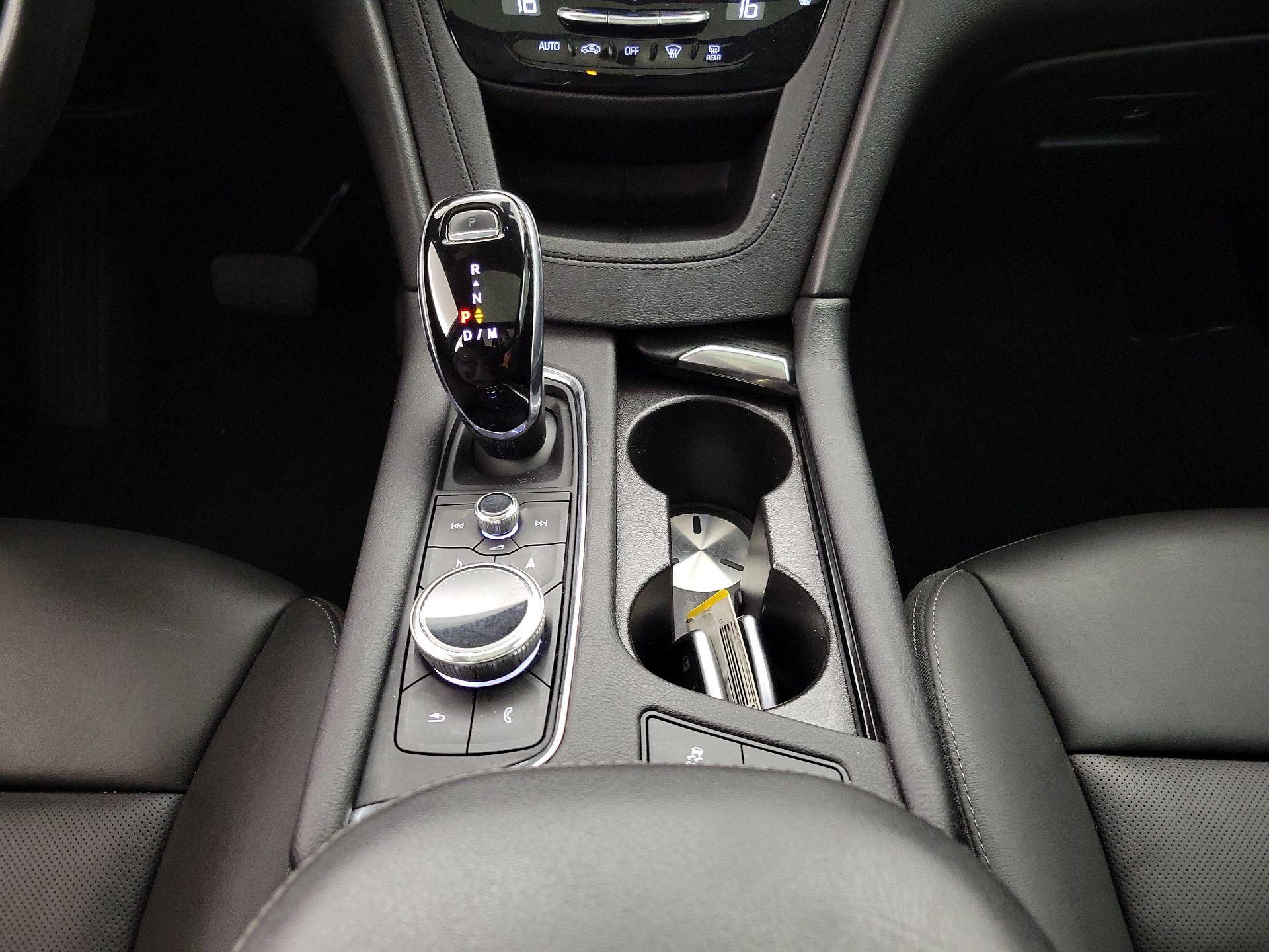 Thumbnail: 2021 Cadillac XT5 - 18