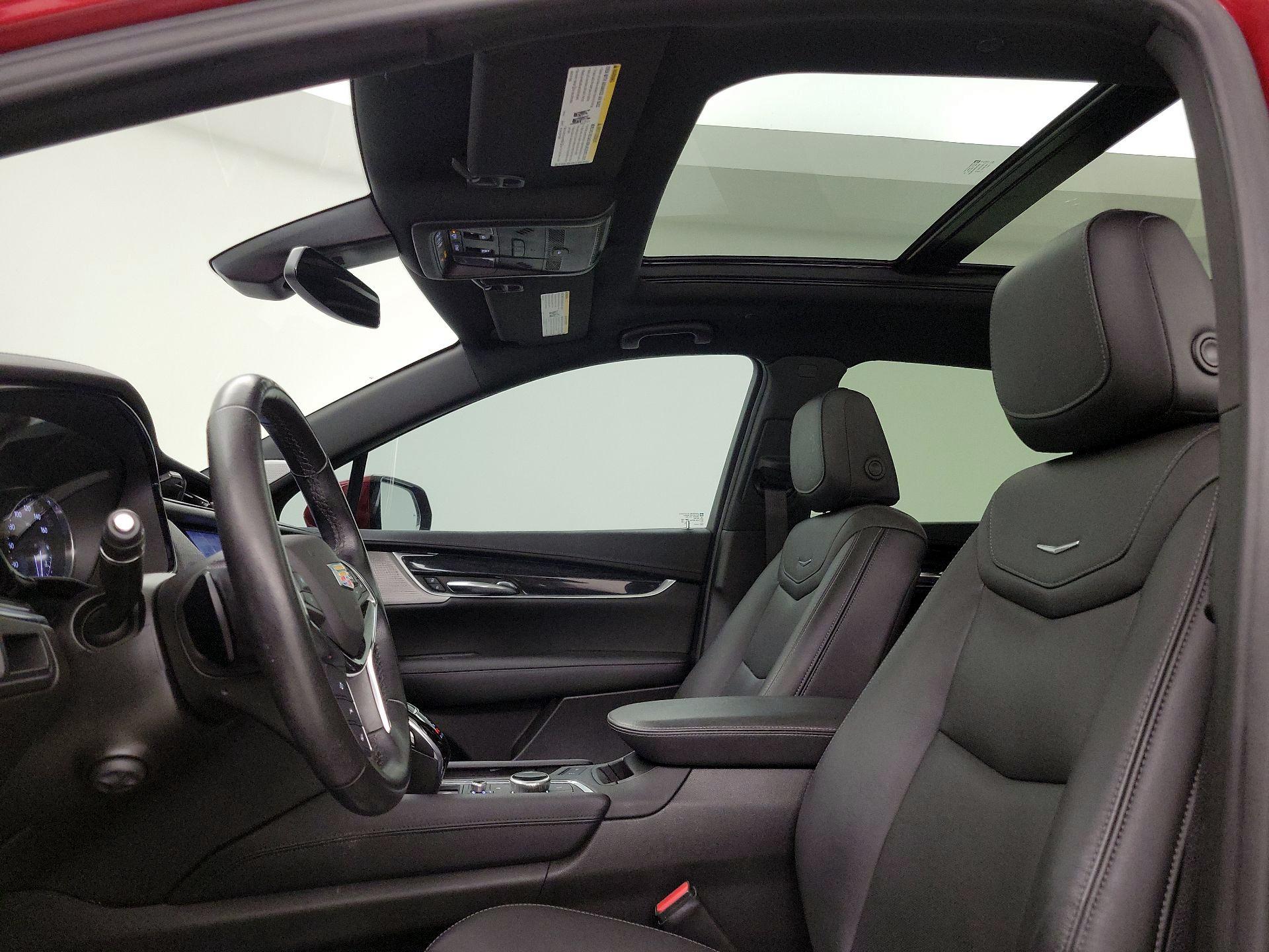 Thumbnail: 2021 Cadillac XT5 - 19