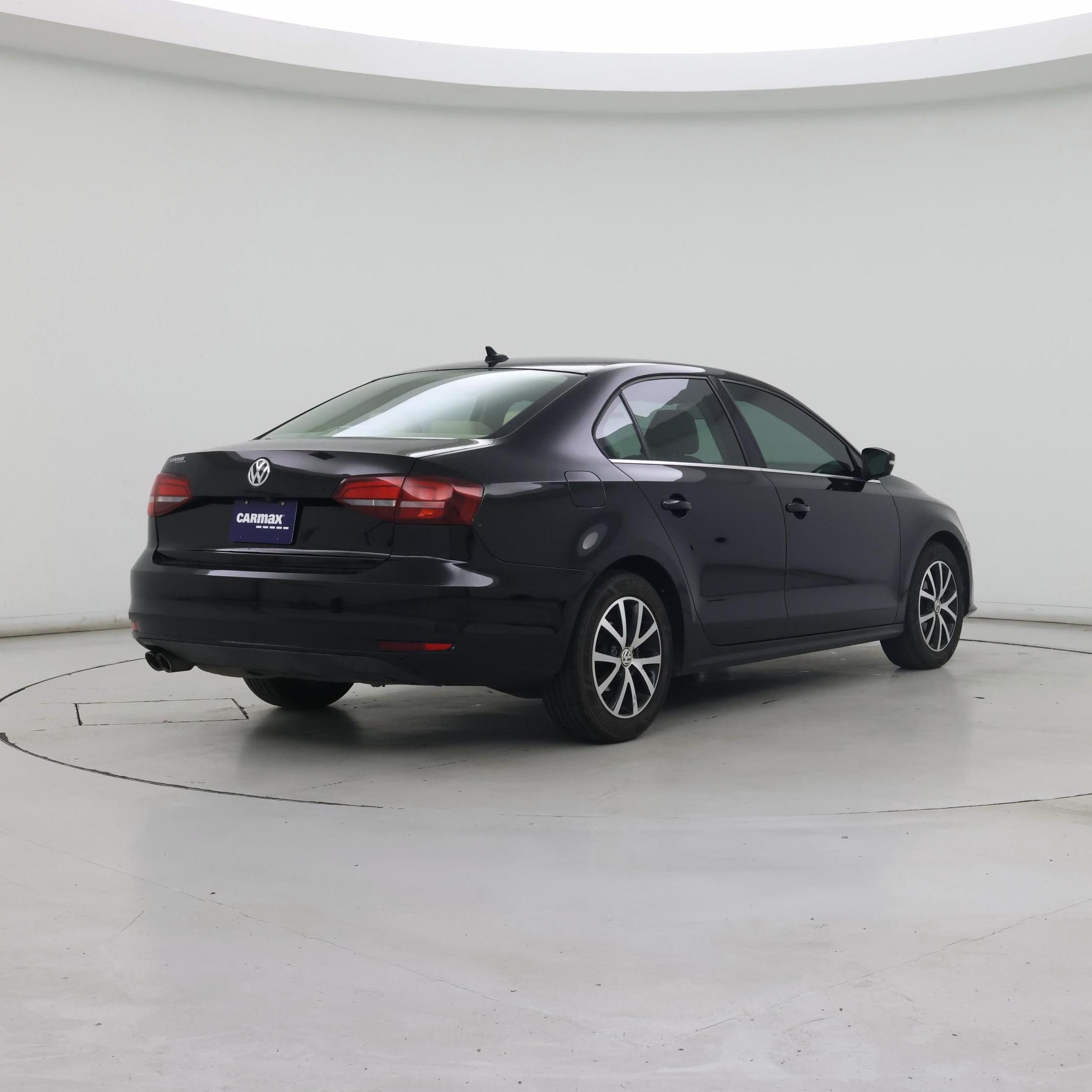 Thumbnail: 2017 Volkswagen Jetta - 8
