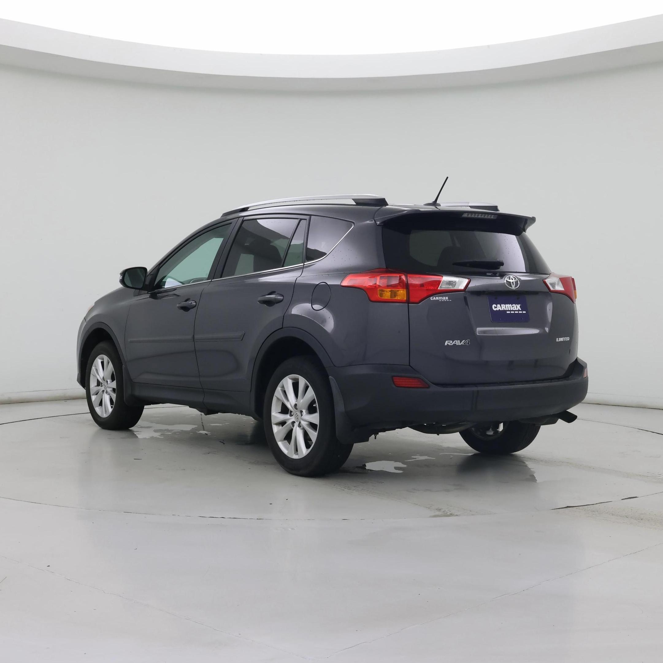 Thumbnail: 2015 Toyota RAV4 - 2