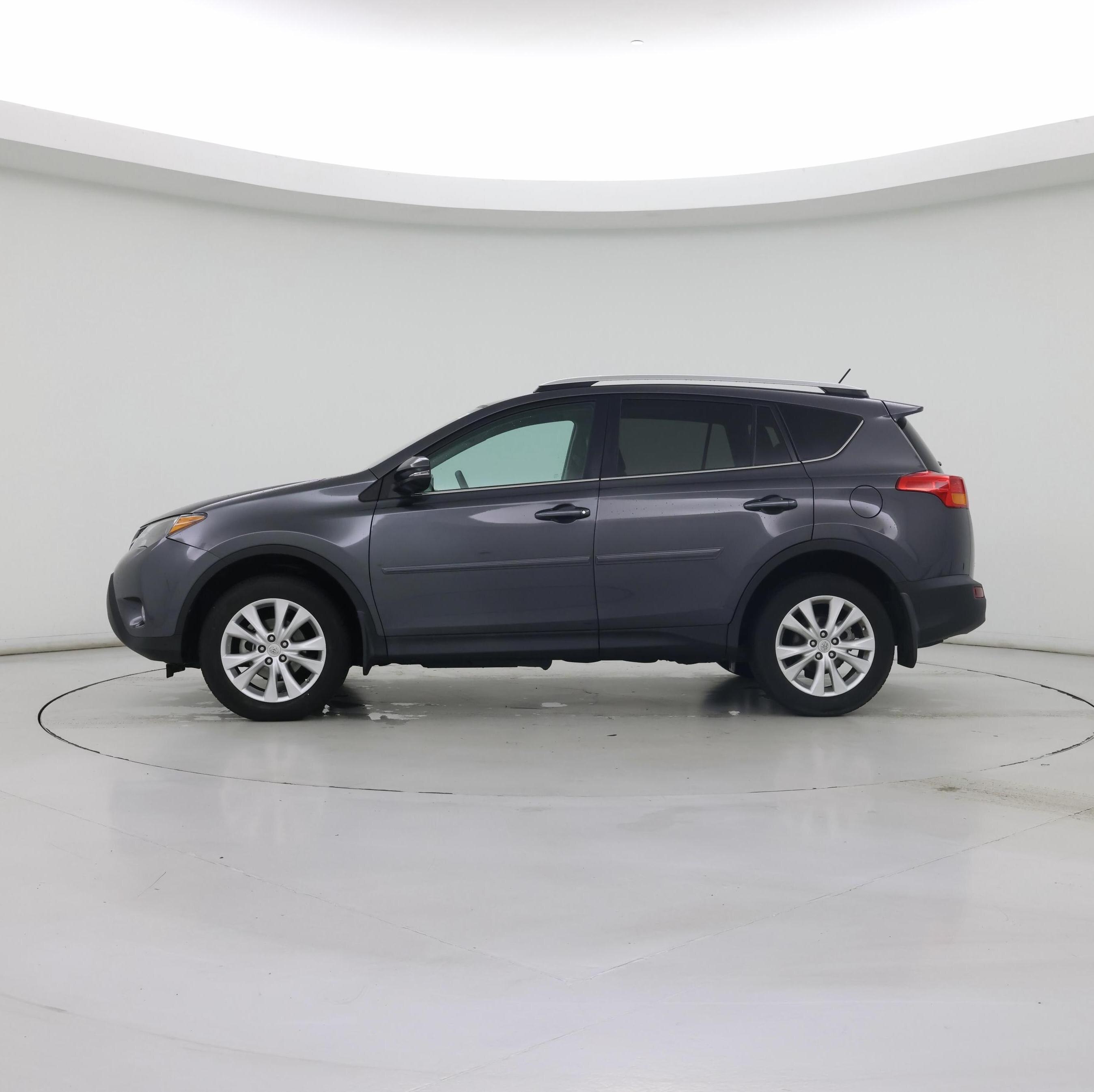 Thumbnail: 2015 Toyota RAV4 - 3
