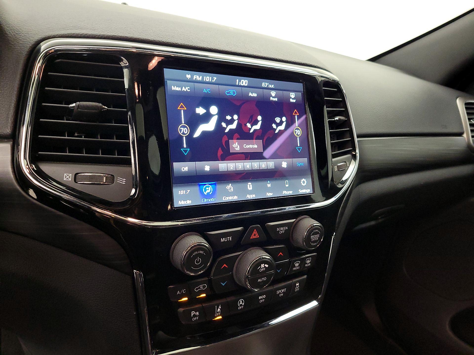 Thumbnail: 2020 Jeep Grand Cherokee - 17