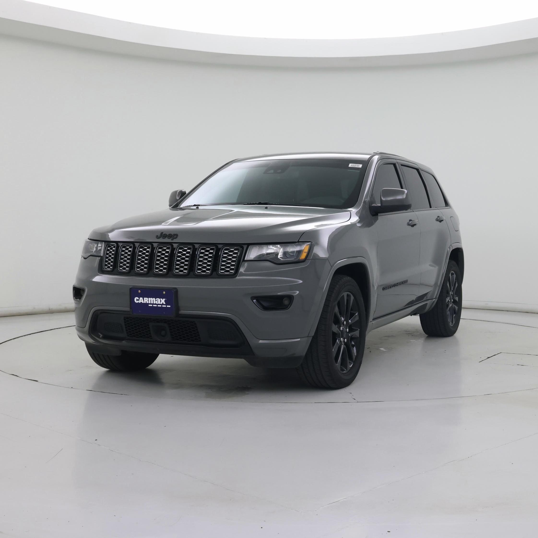 Thumbnail: 2020 Jeep Grand Cherokee - 4