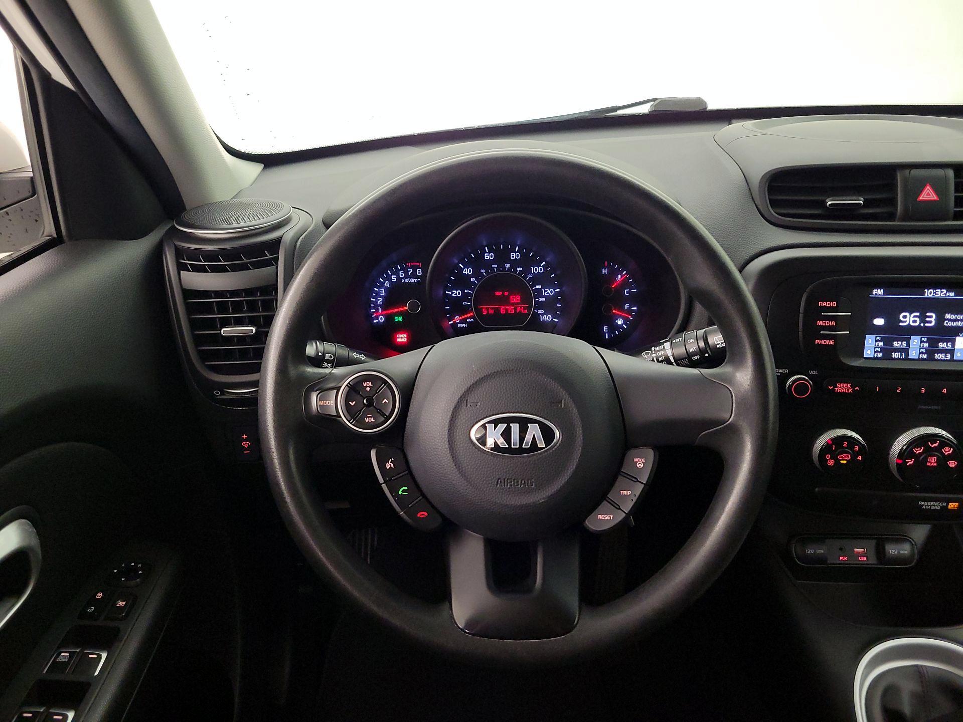 Thumbnail: 2017 Kia Soul - 10