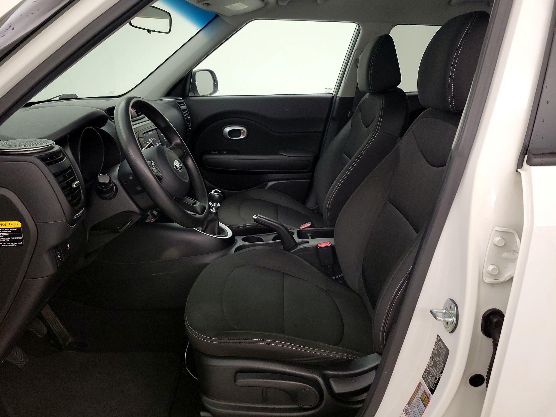 Thumbnail: 2017 Kia Soul - 11