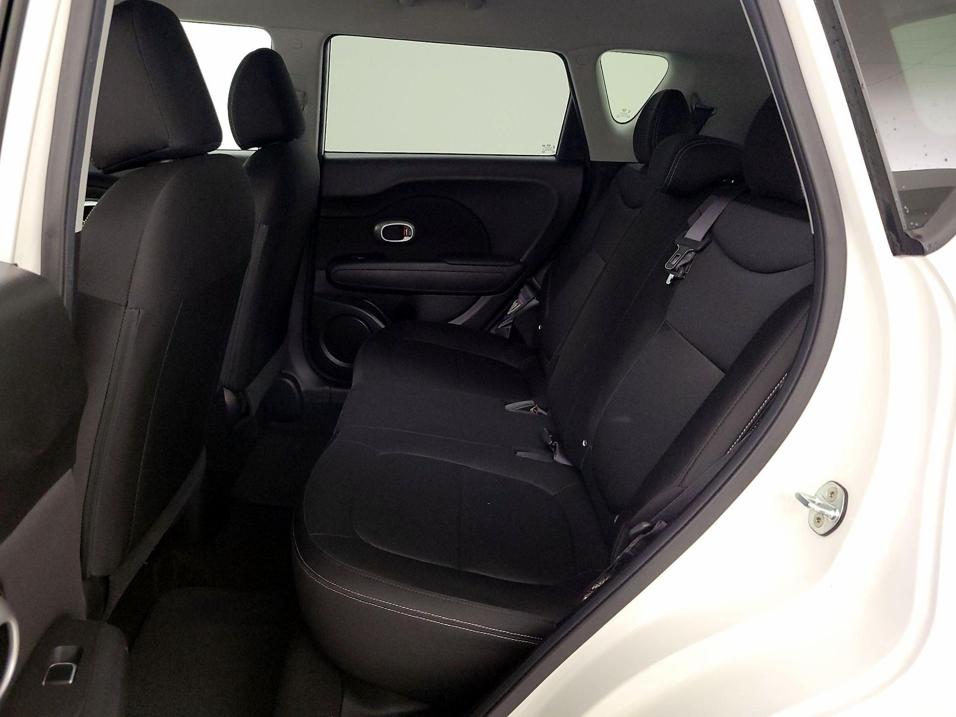 Thumbnail: 2017 Kia Soul - 17