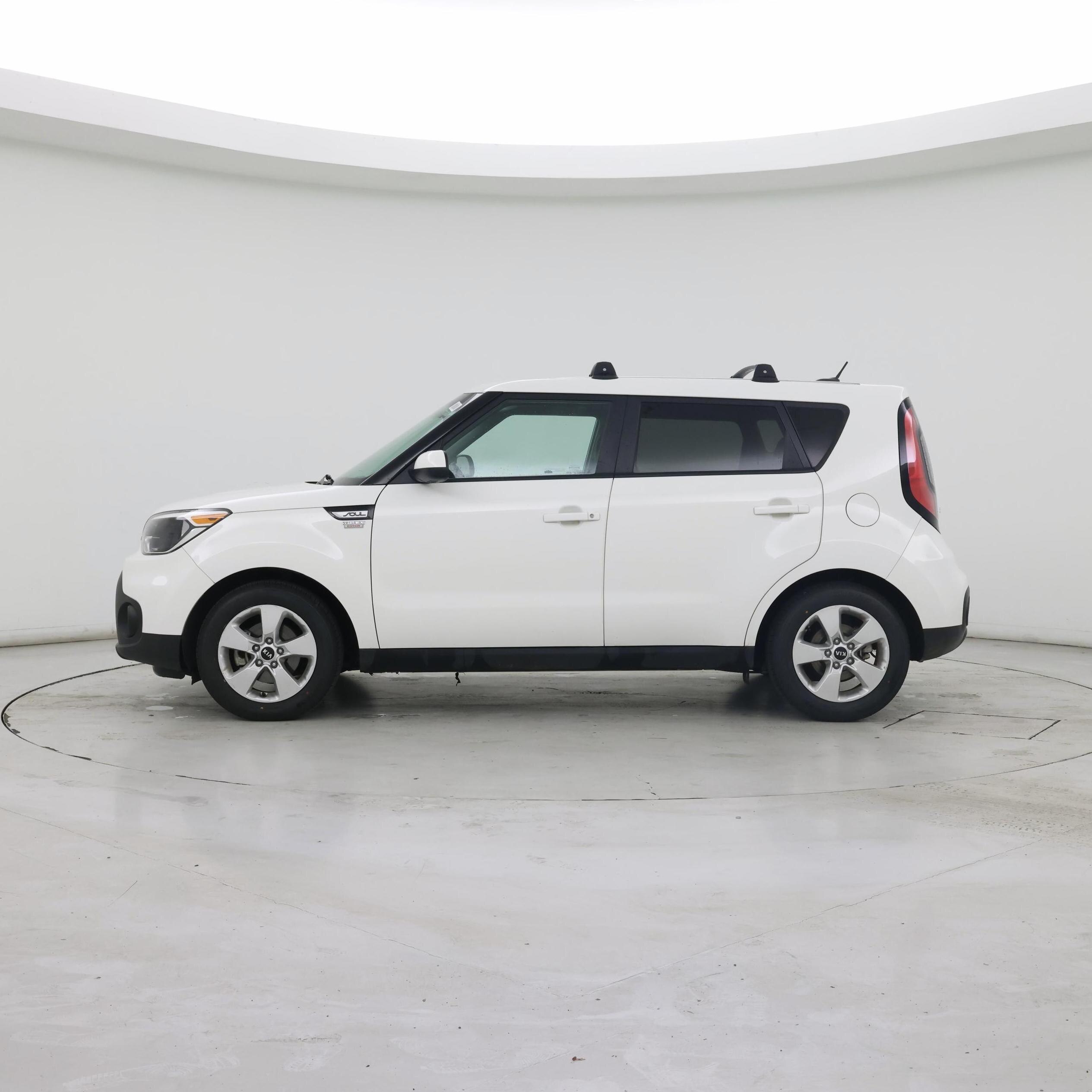 Thumbnail: 2017 Kia Soul - 3