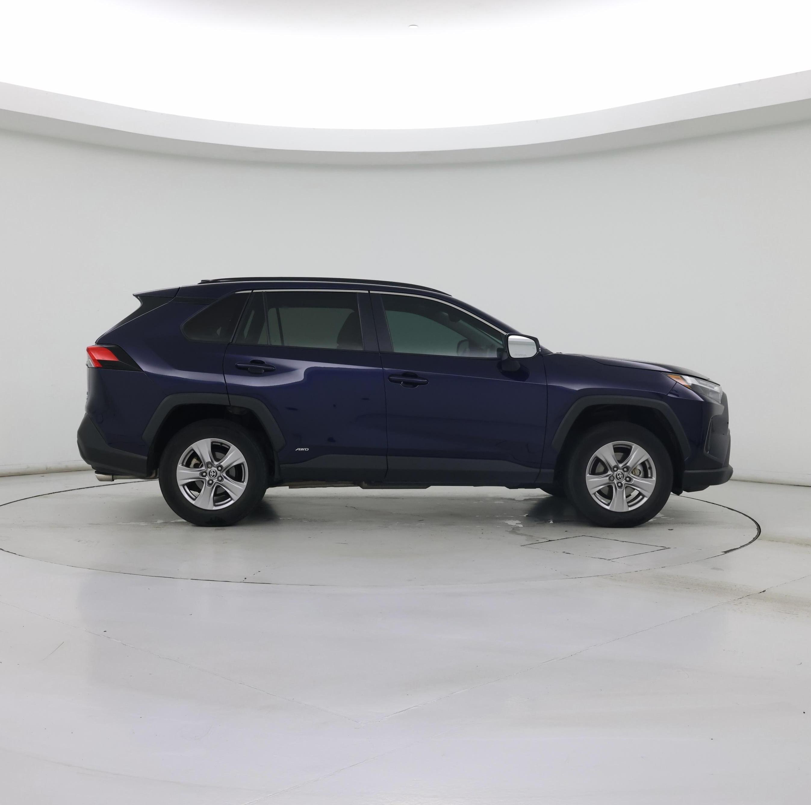 Thumbnail: 2022 Toyota RAV4 - 7