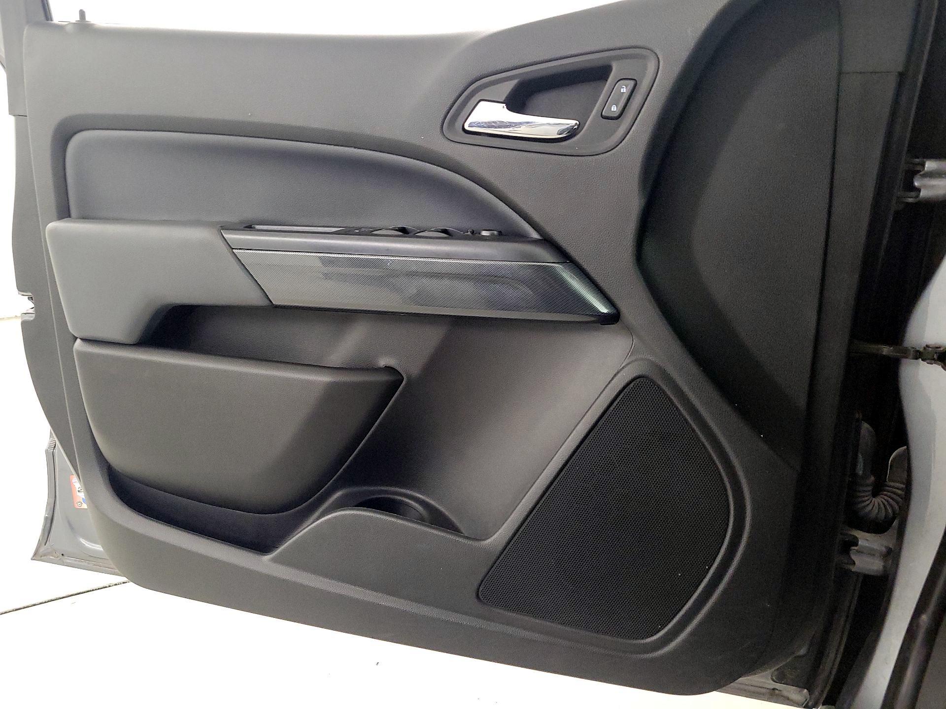 Thumbnail: 2020 Chevrolet Colorado - 12