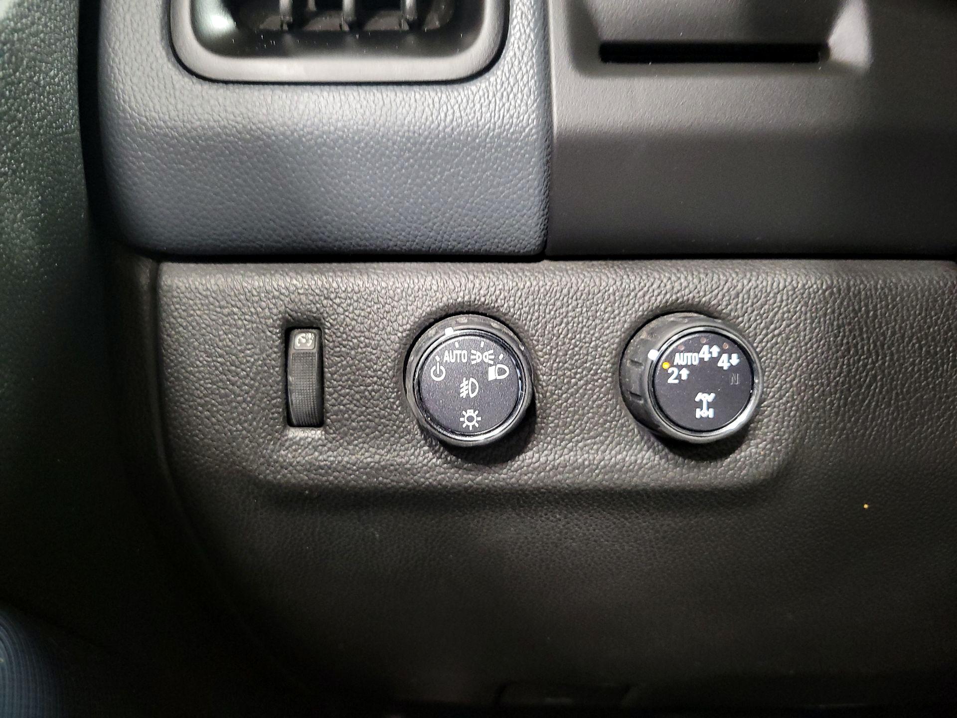 Thumbnail: 2020 Chevrolet Colorado - 13