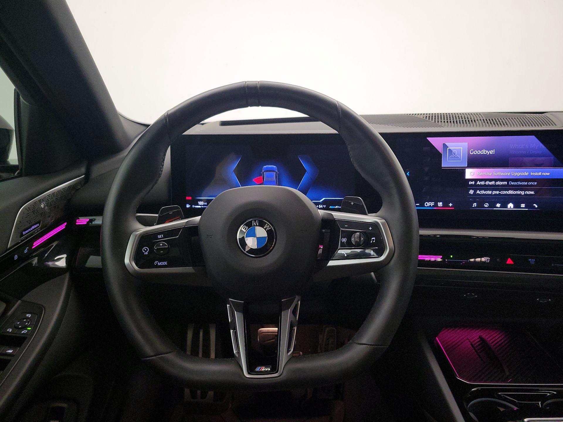 Thumbnail: 2024 BMW 5 Series - 10