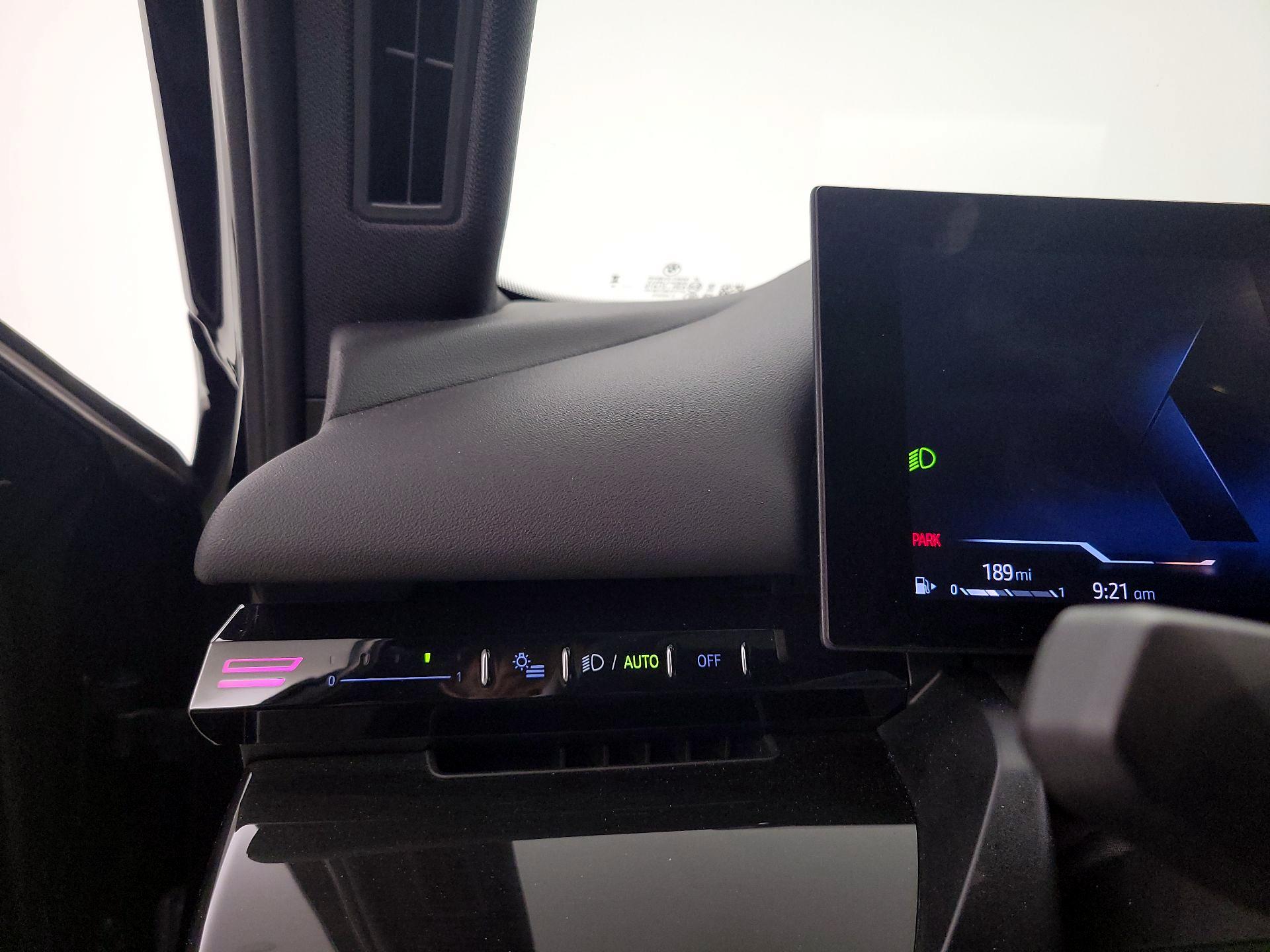 Thumbnail: 2024 BMW 5 Series - 13