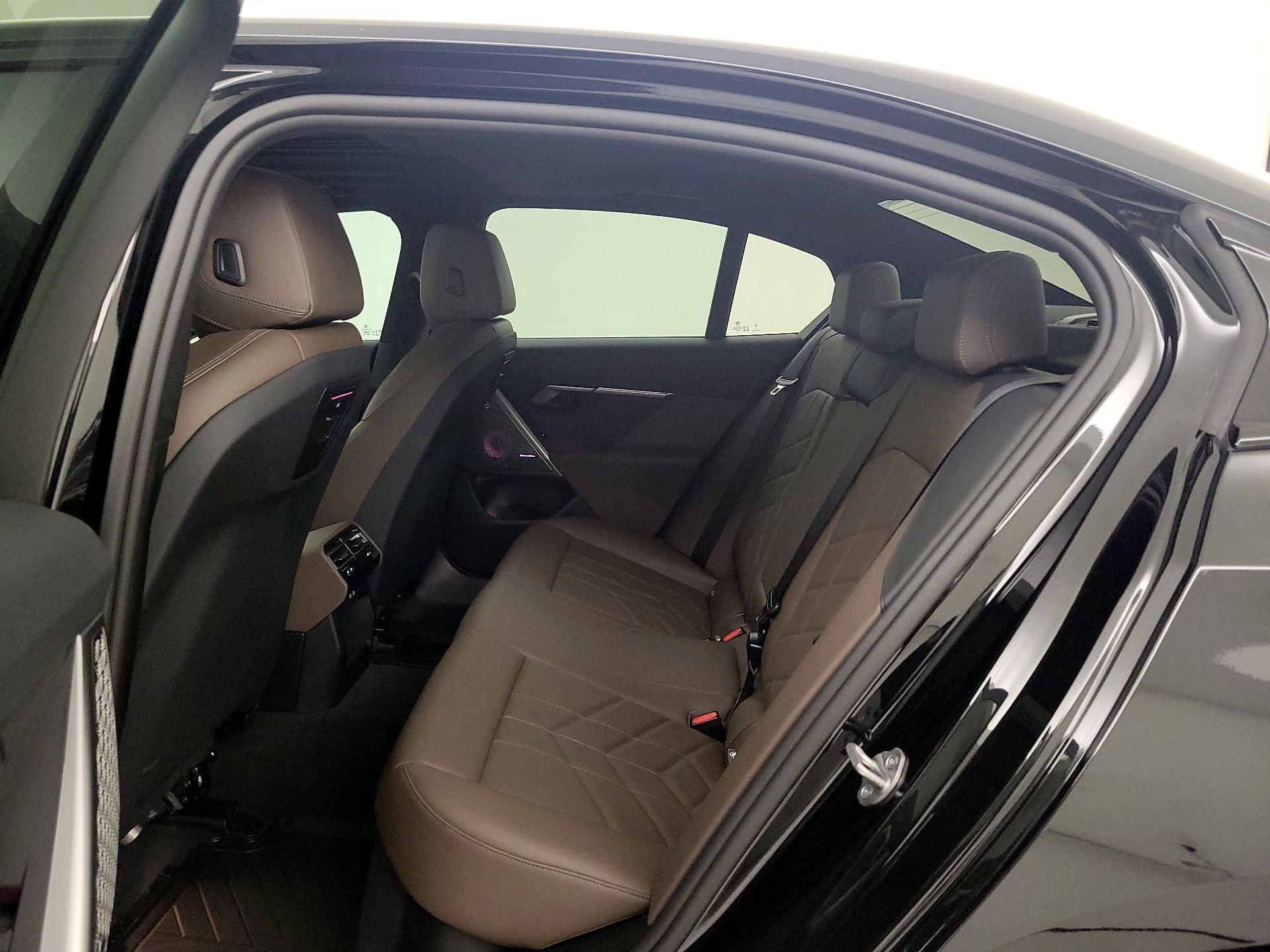 Thumbnail: 2024 BMW 5 Series - 19