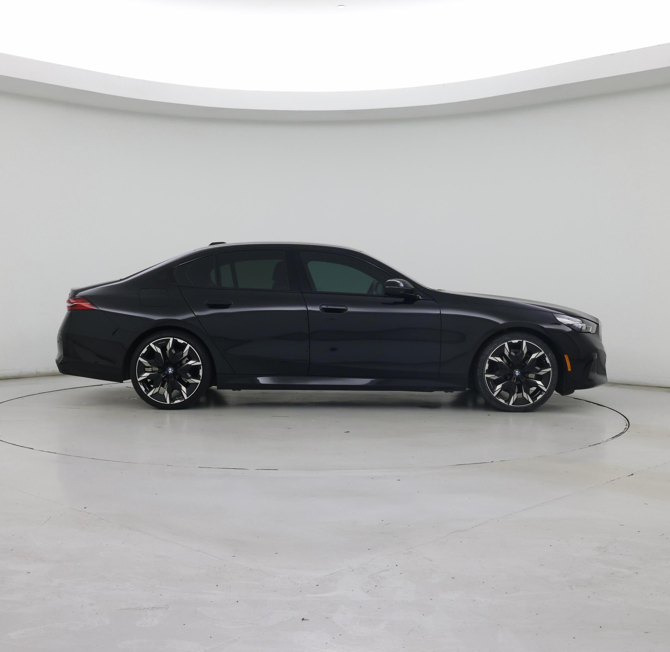 Thumbnail: 2024 BMW 5 Series - 7