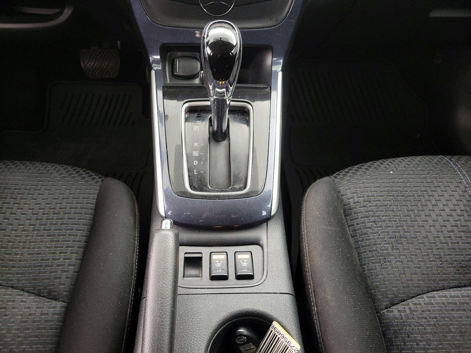 Thumbnail: 2018 Nissan Sentra - 17