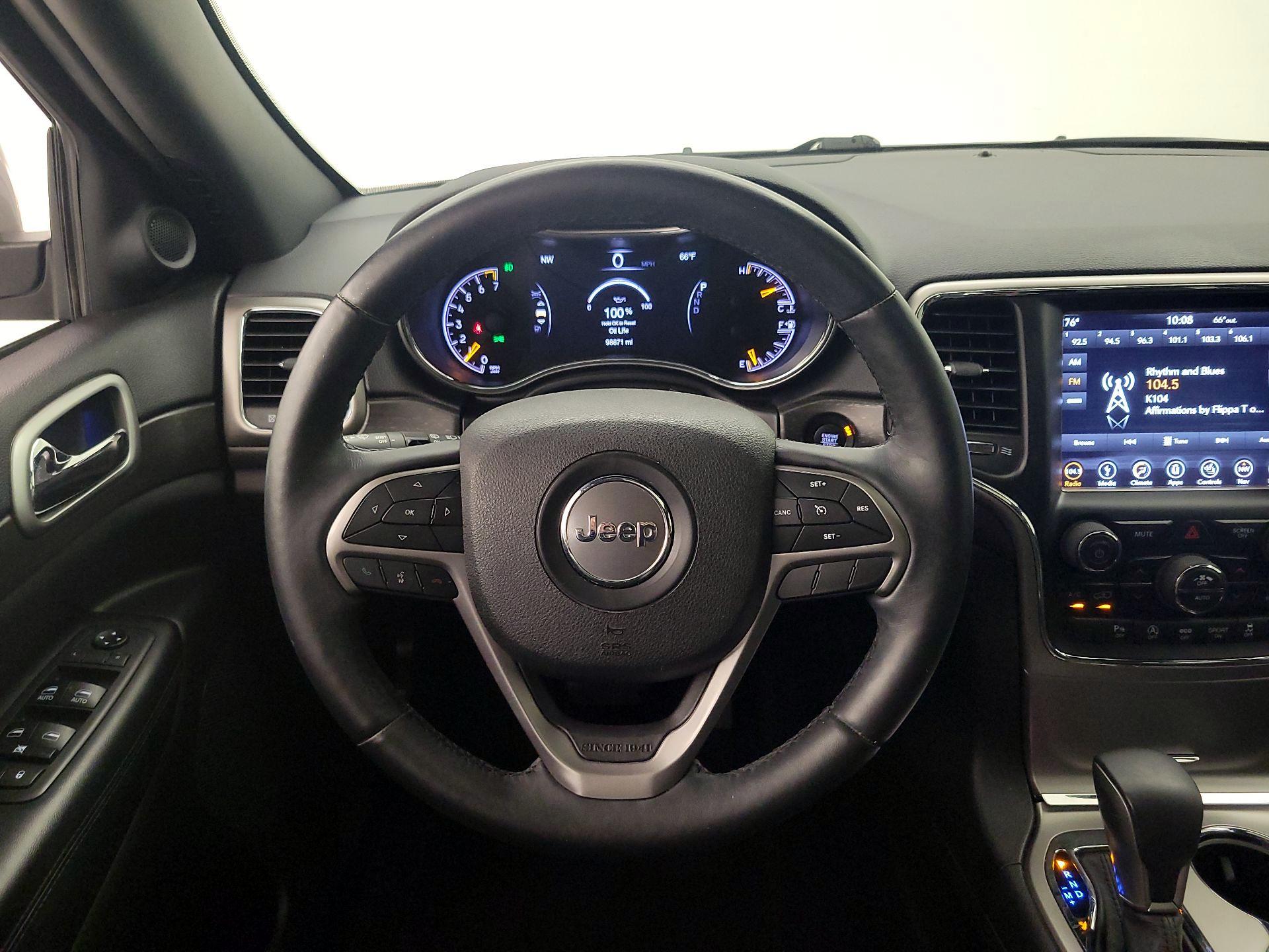 Thumbnail: 2018 Jeep Grand Cherokee - 10