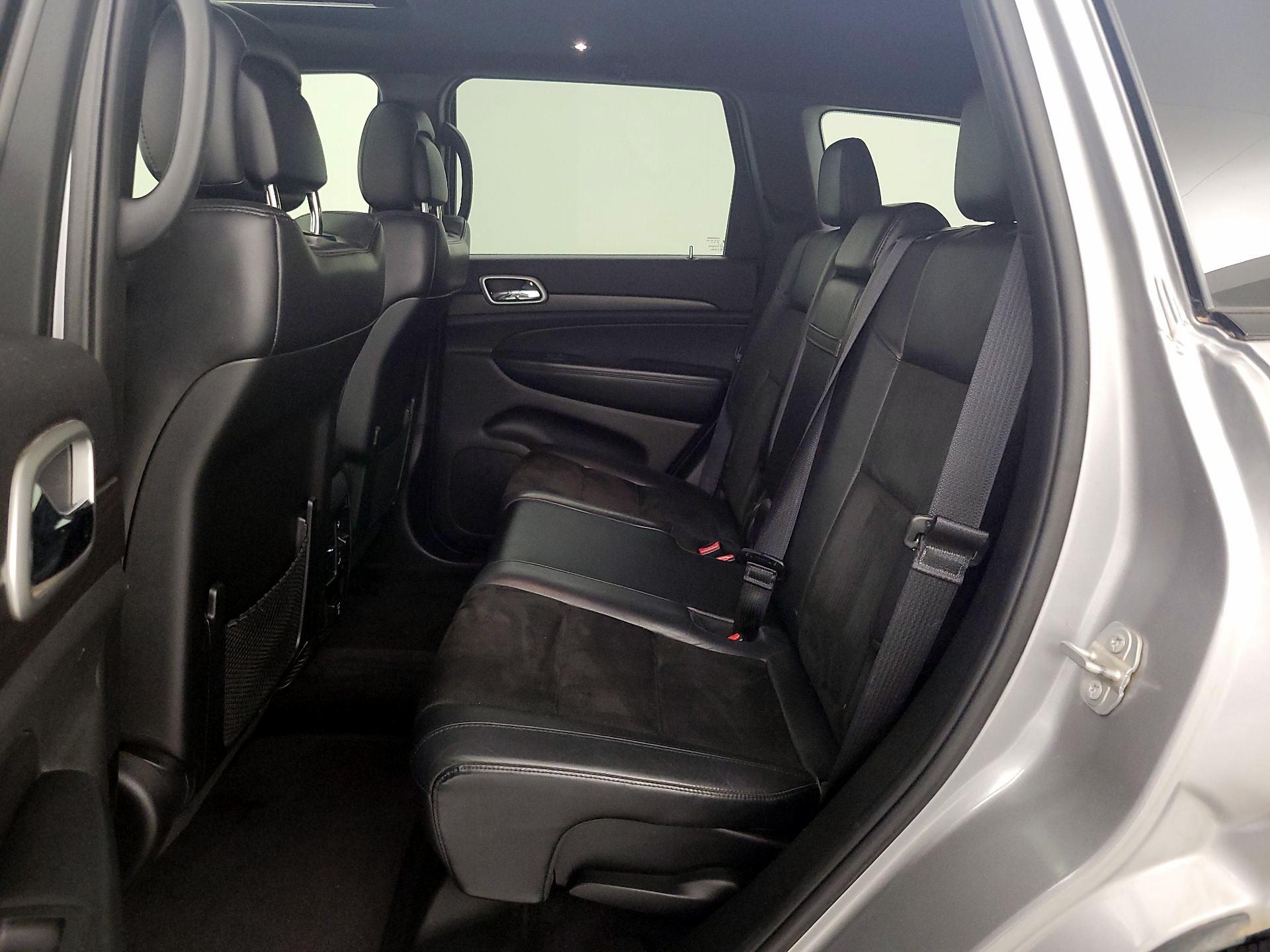 Thumbnail: 2018 Jeep Grand Cherokee - 20