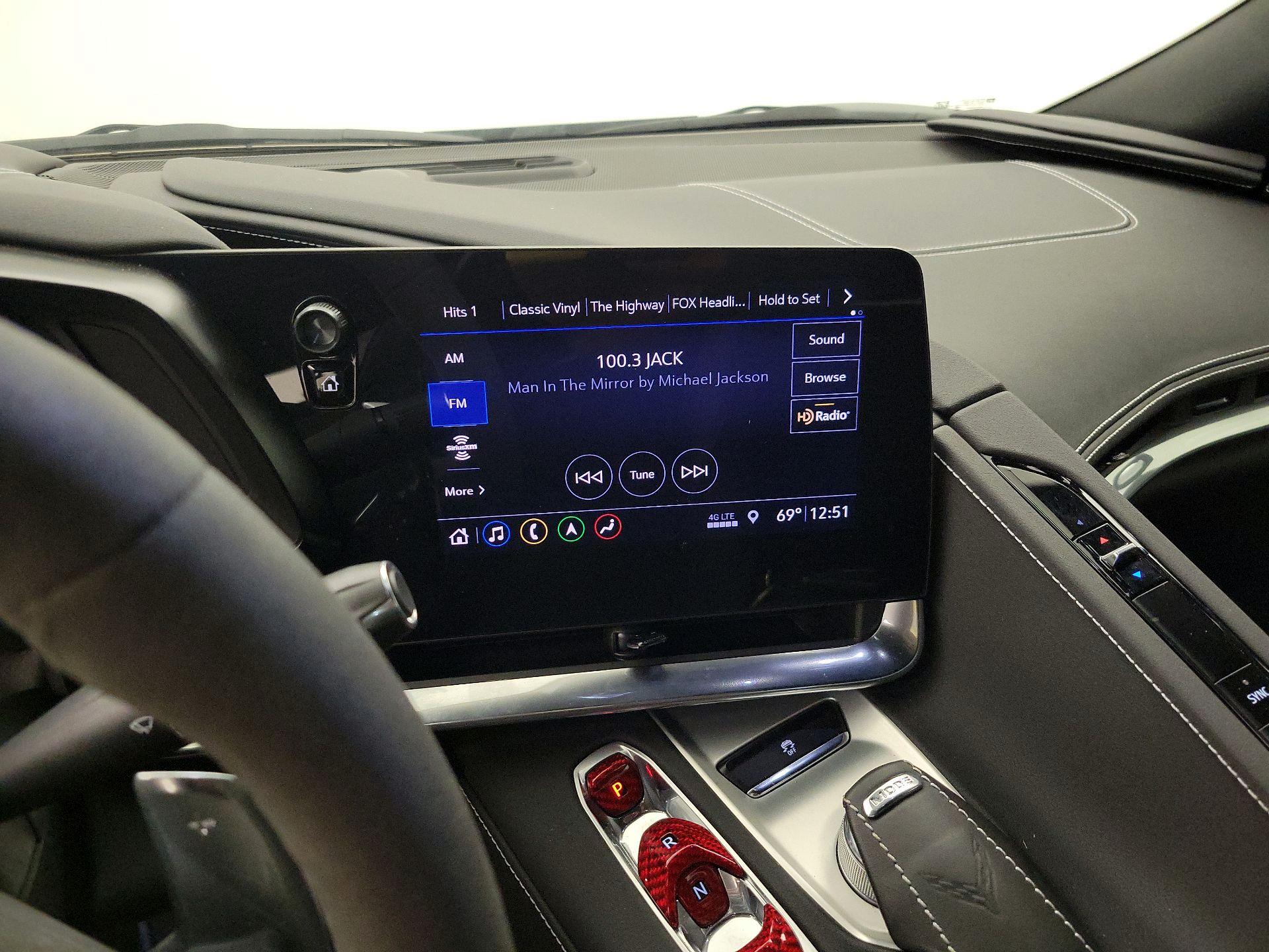 Thumbnail: 2020 Chevrolet Corvette - 15