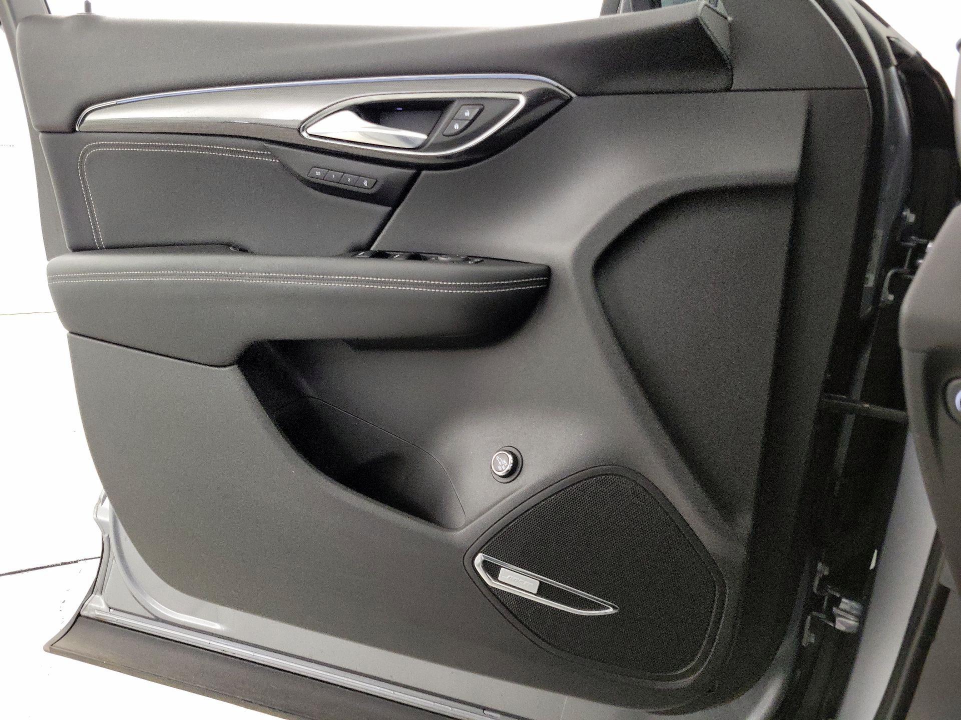 Thumbnail: 2022 Buick Envision - 12