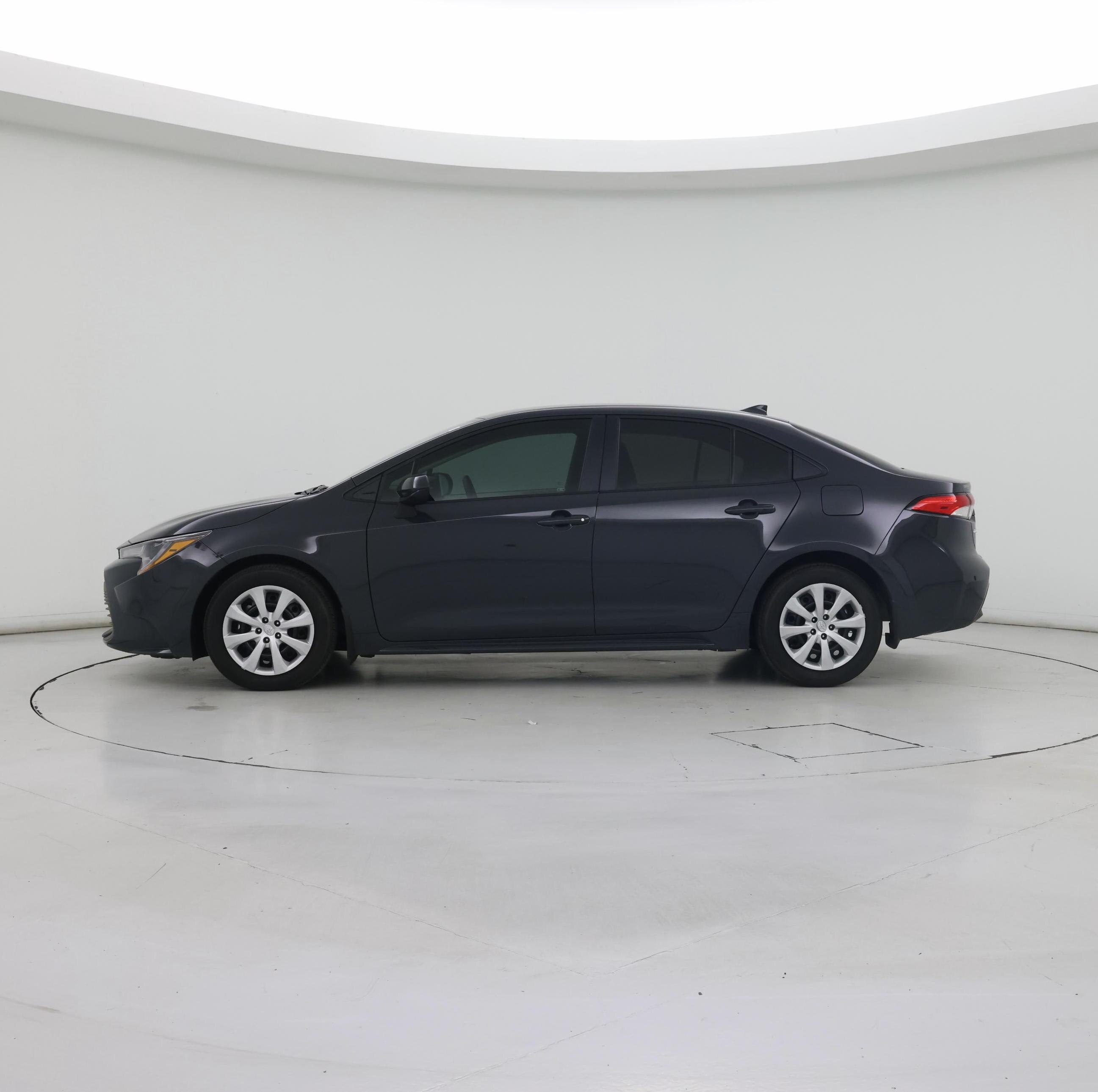 Thumbnail: 2025 Toyota Corolla - 3