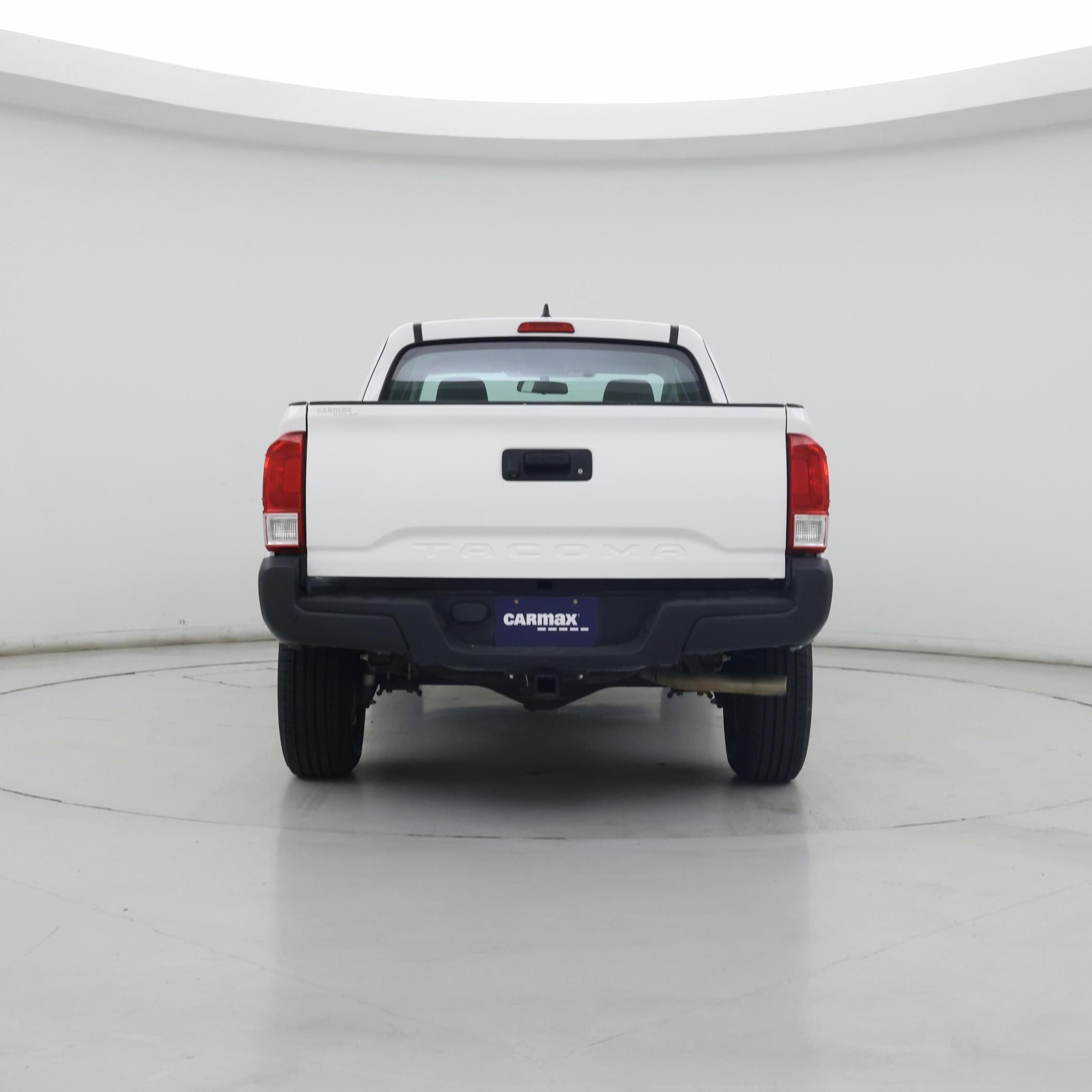 Thumbnail: 2016 Toyota Tacoma - 6