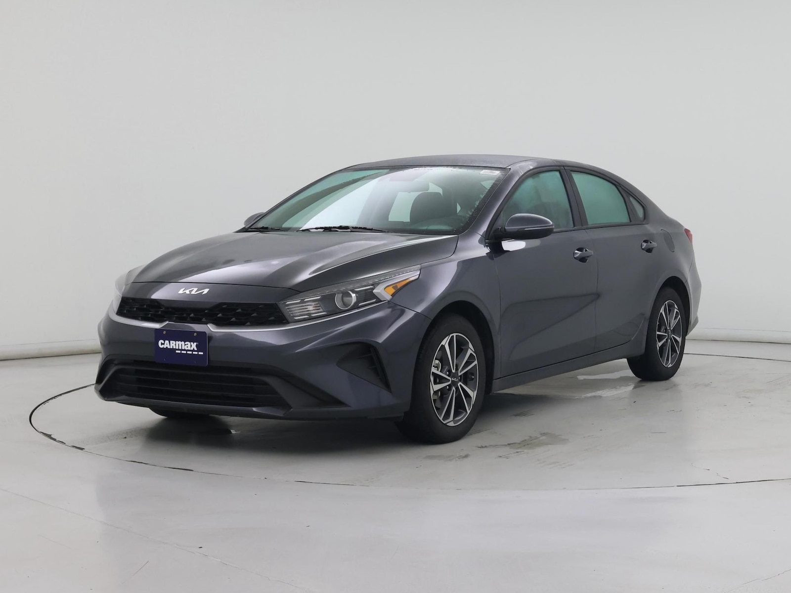 2024 Kia Forte LXS - Photo 5