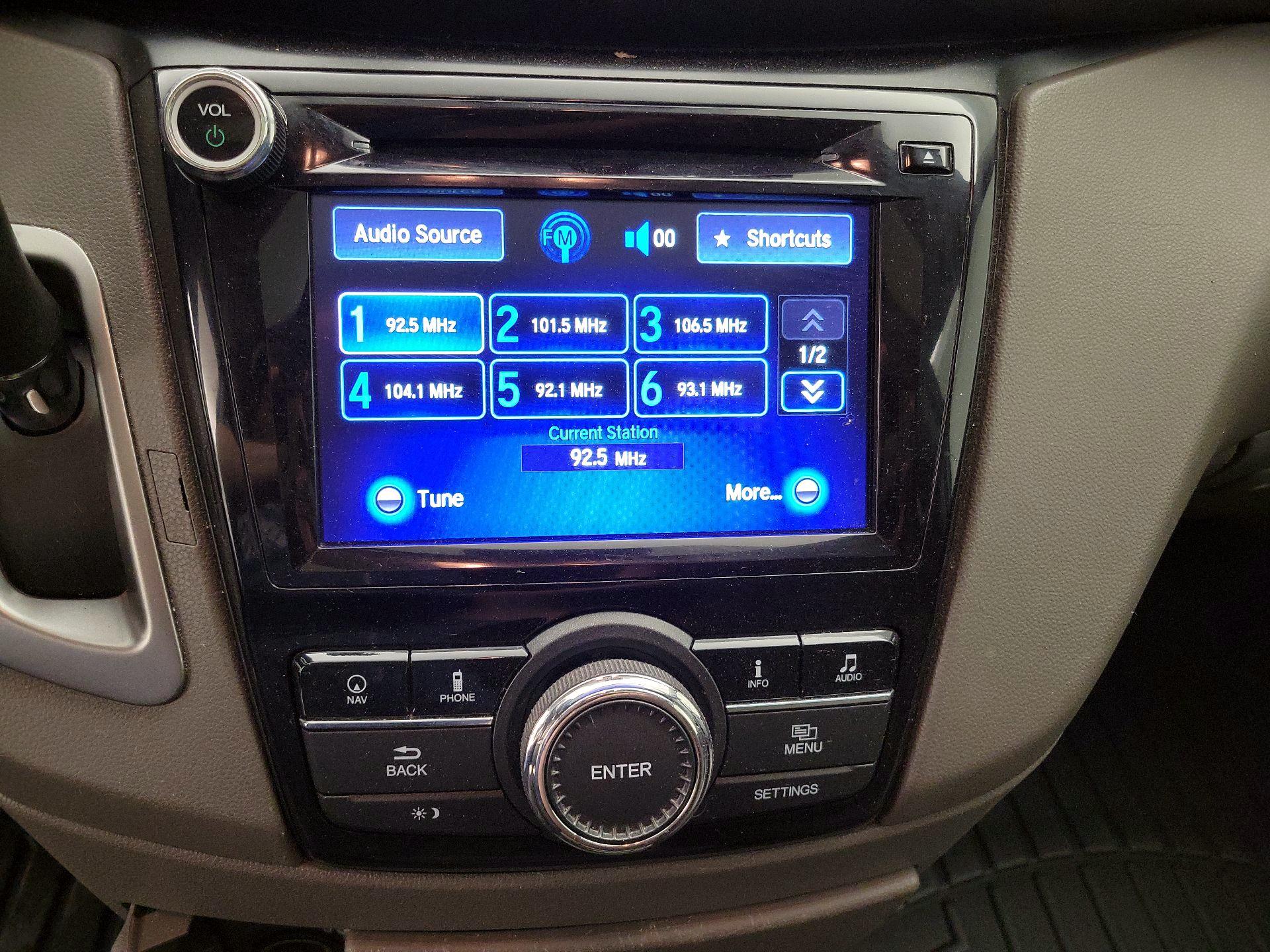 Thumbnail: 2014 Honda Odyssey - 15