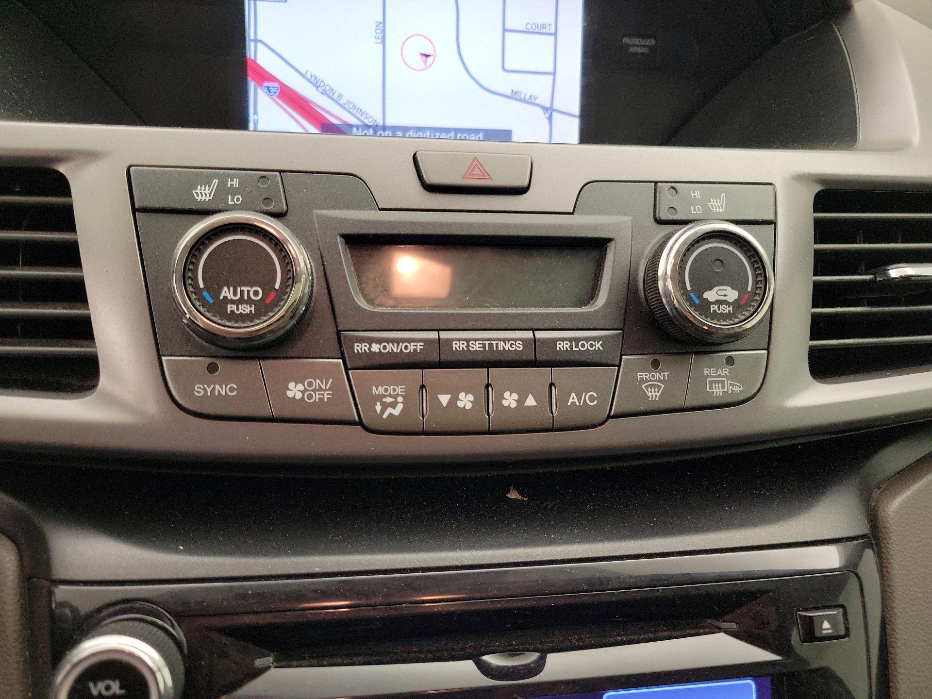 Thumbnail: 2014 Honda Odyssey - 16