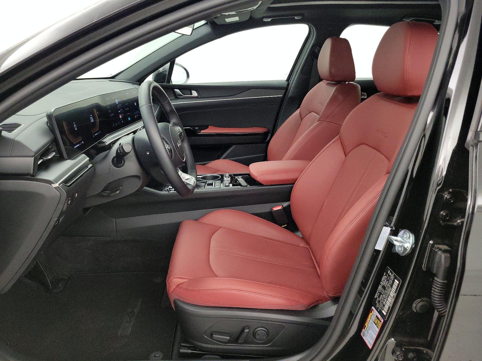 Thumbnail: 2026 Kia K5 - 11