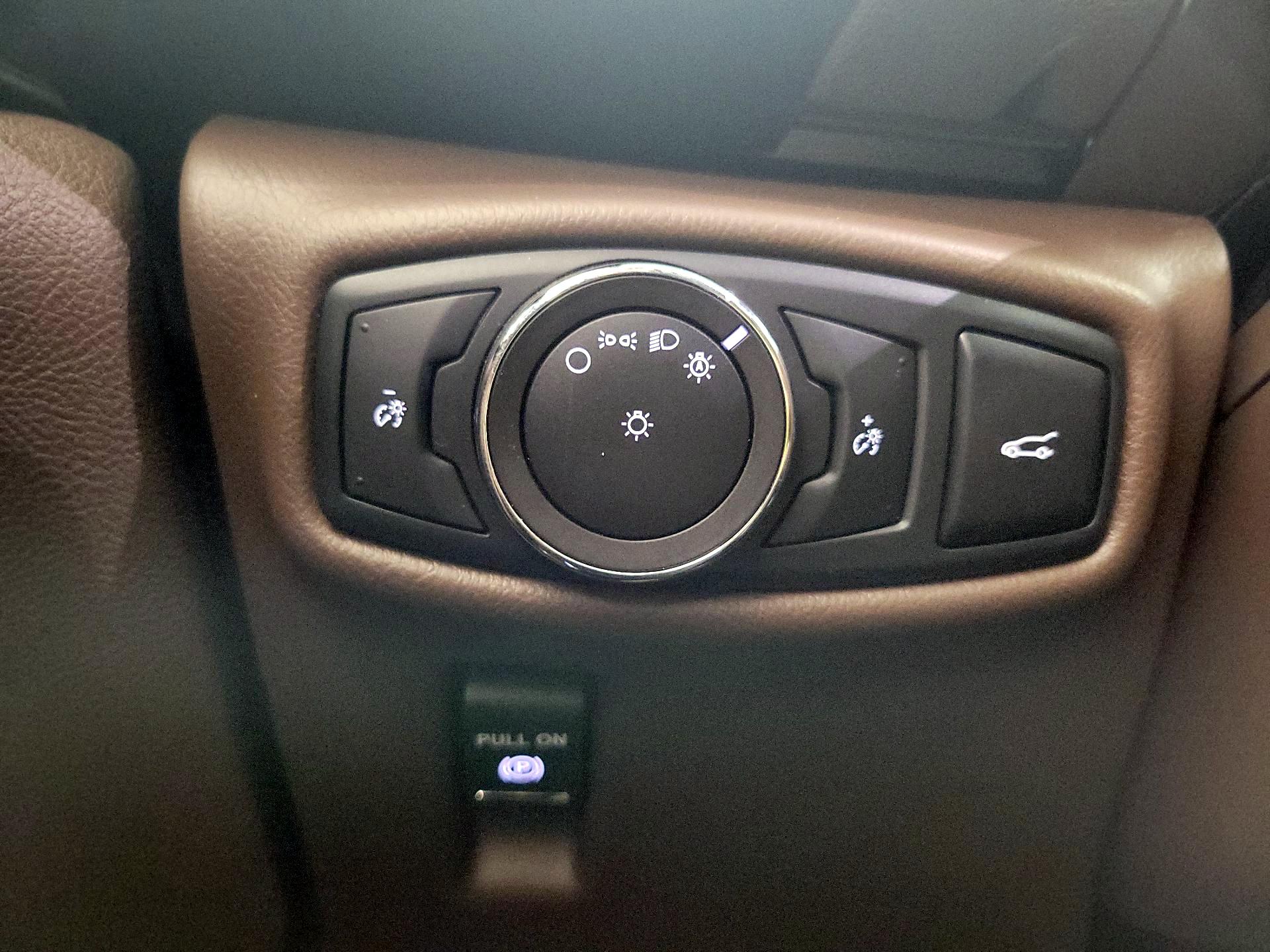 Thumbnail: 2018 Lincoln MKX - 13