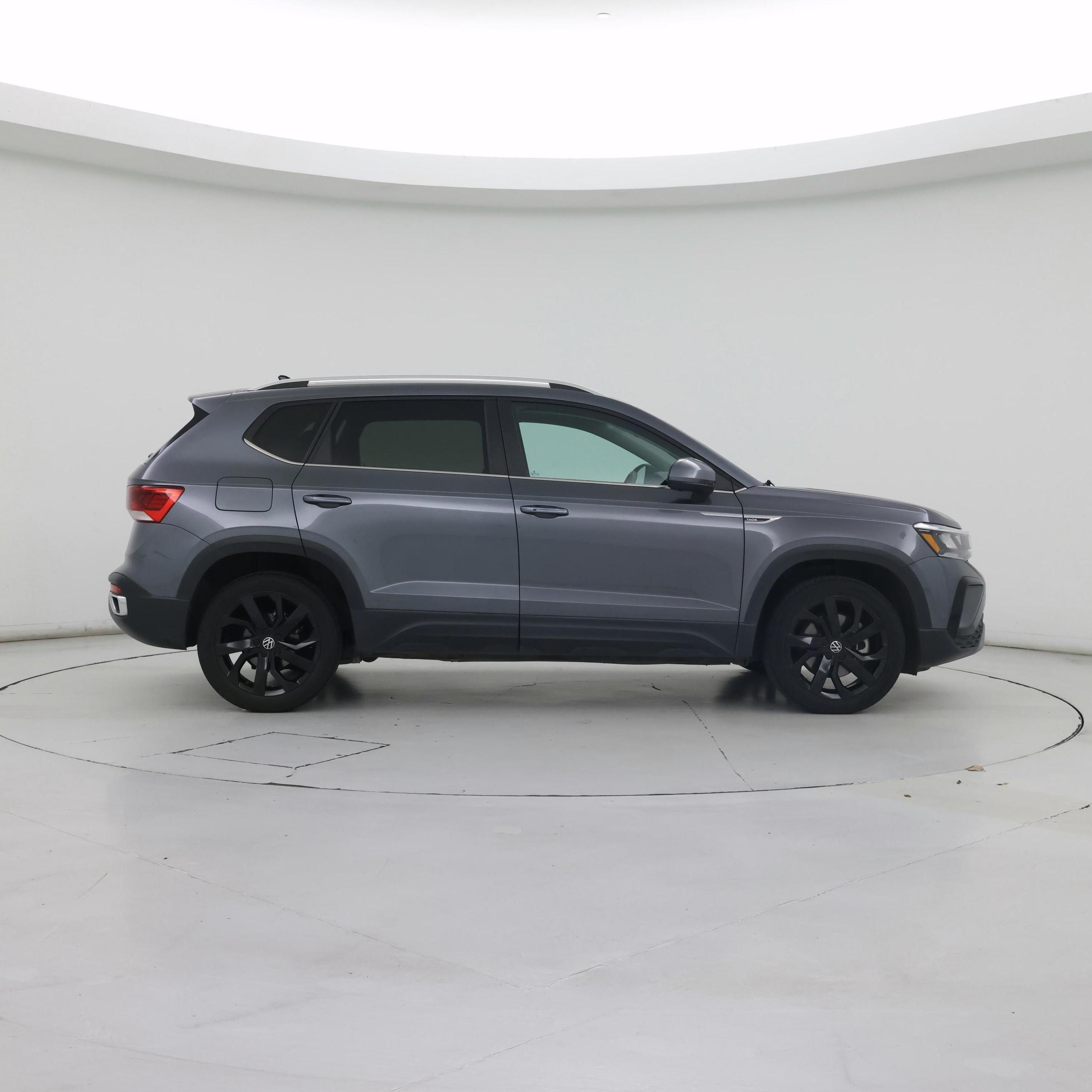 Thumbnail: 2023 Volkswagen Taos - 7