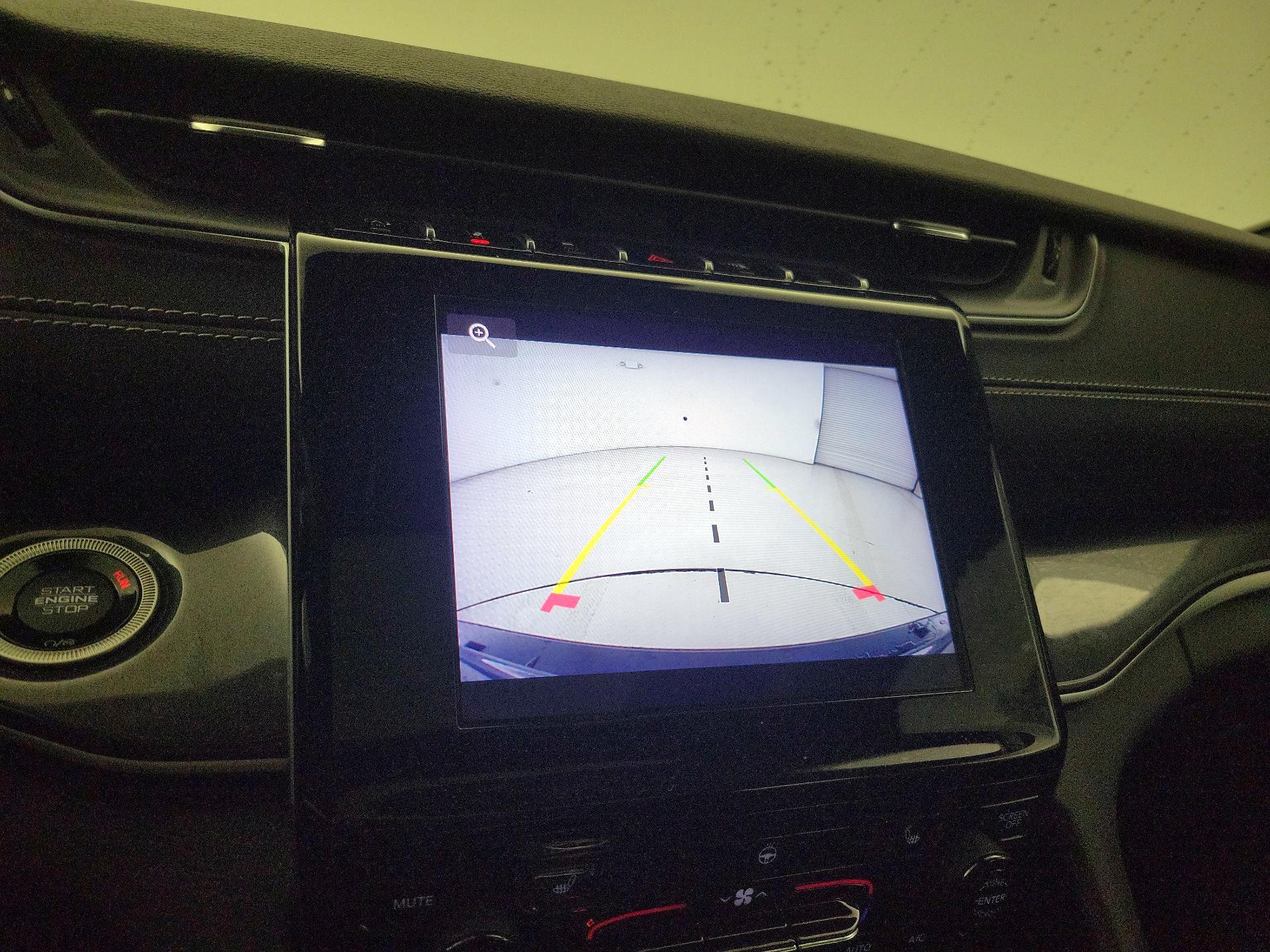 Thumbnail: 2023 Jeep Grand Cherokee - 14