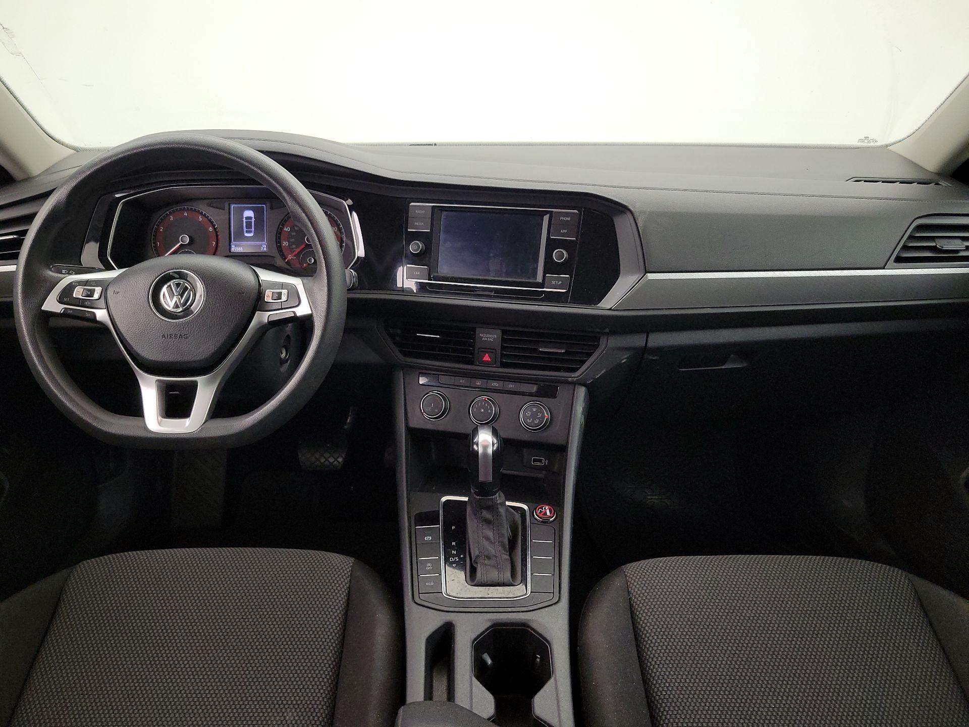 Thumbnail: 2019 Volkswagen Jetta - 9