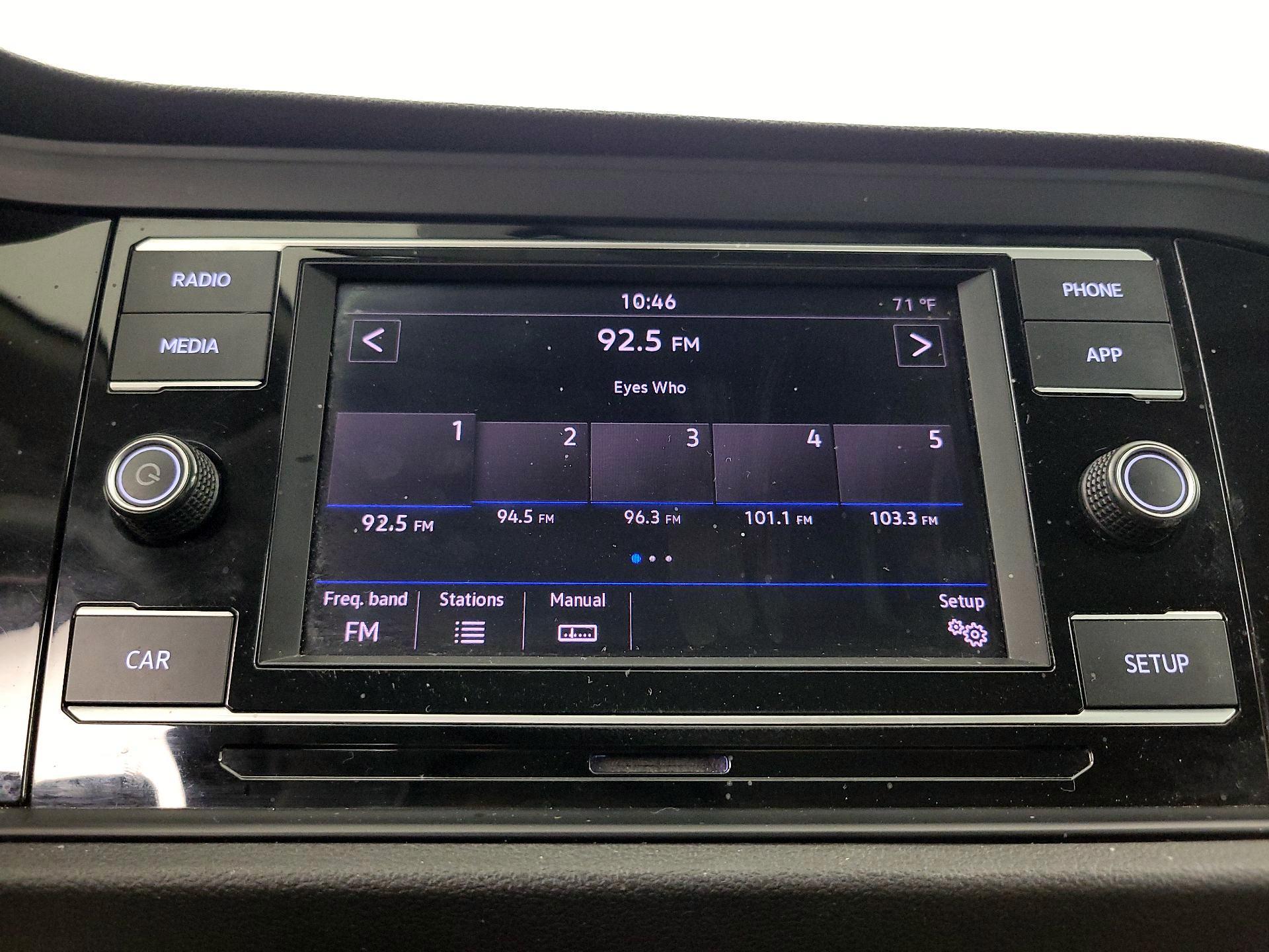 Thumbnail: 2019 Volkswagen Jetta - 15
