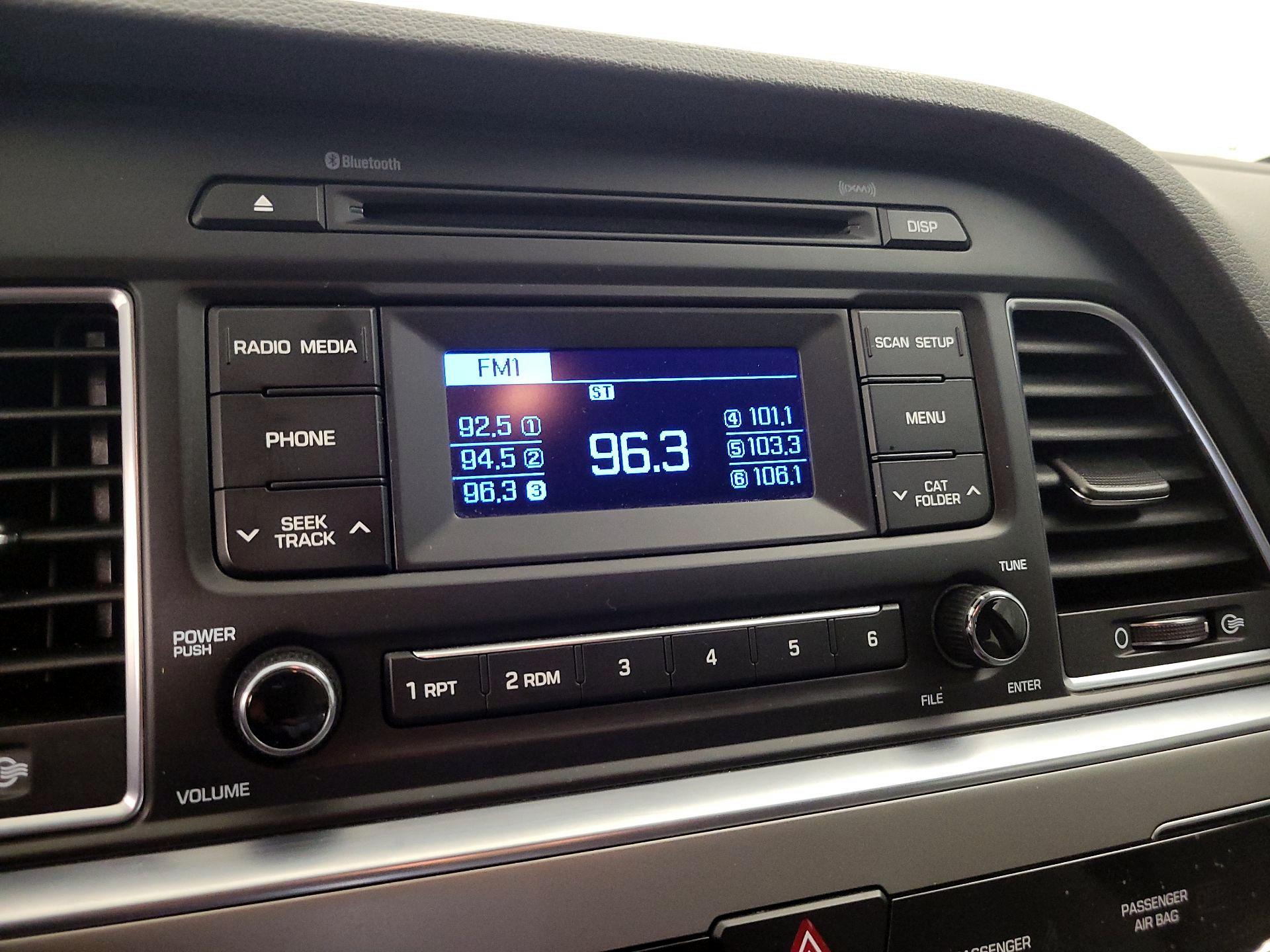 Thumbnail: 2015 Hyundai Sonata - 14