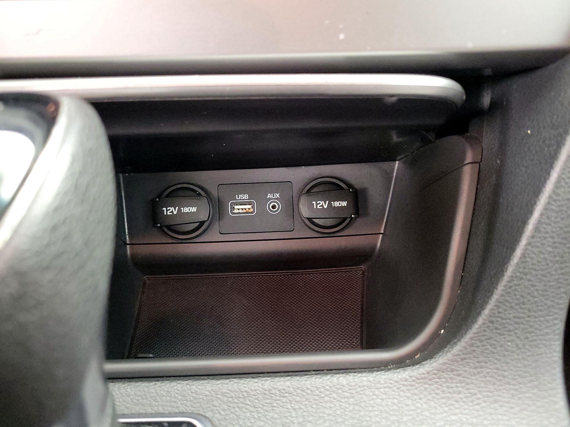 Thumbnail: 2015 Hyundai Sonata - 17