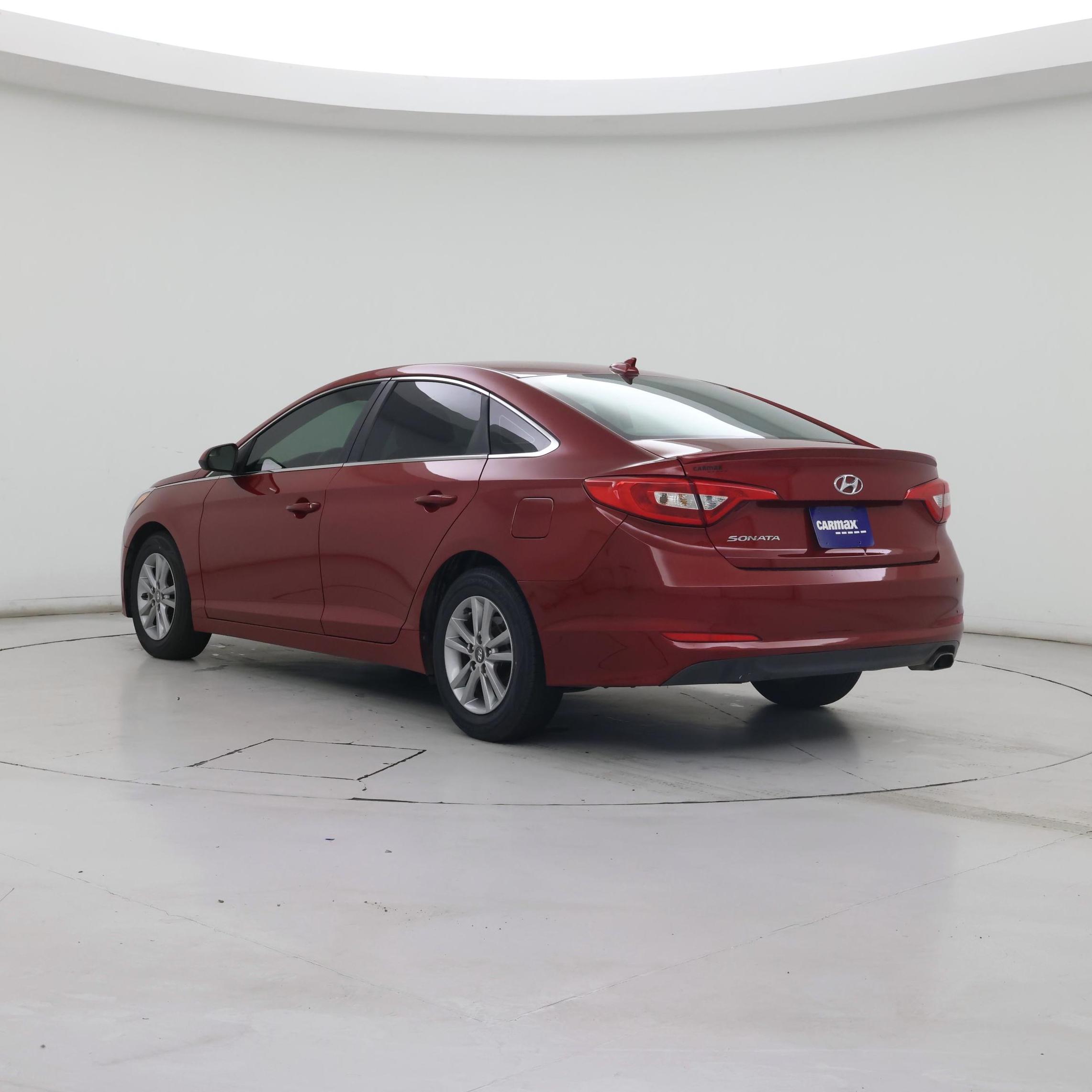 Thumbnail: 2015 Hyundai Sonata - 2