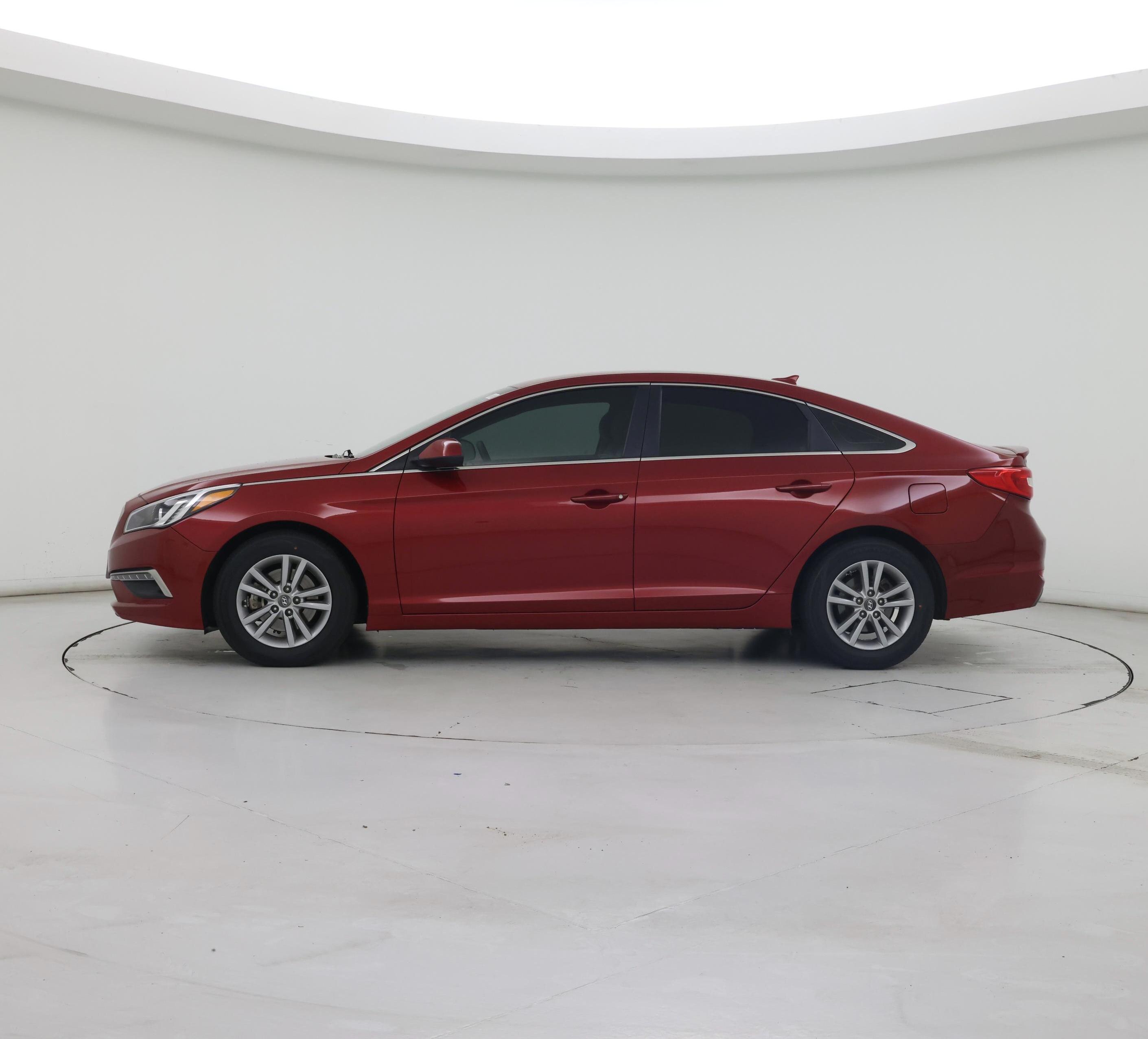 Thumbnail: 2015 Hyundai Sonata - 3